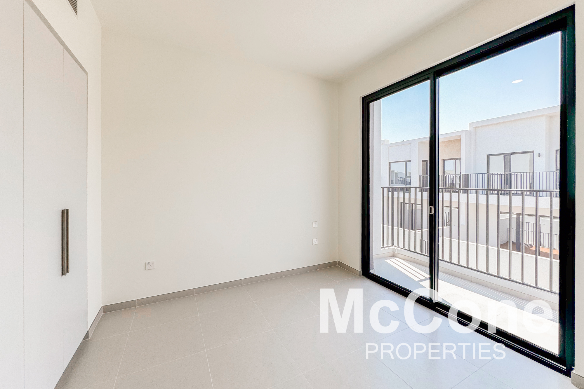 3 Bedroom Townhouse for Rent in Greenviews 2, Dubai South (Dubai World Central) — photo 7 of 22