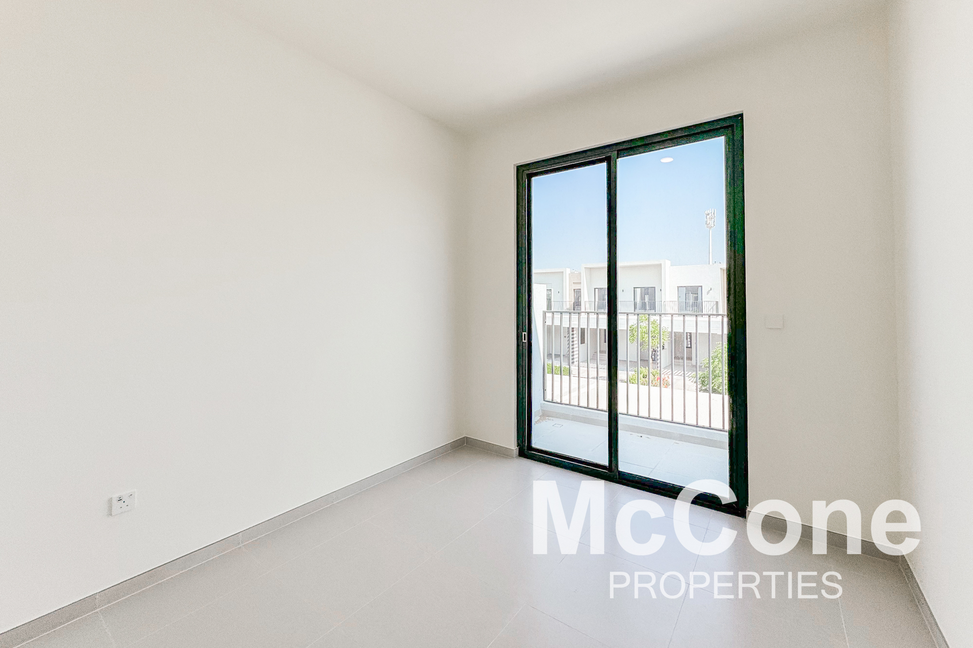 3 Bedroom Townhouse for Rent in Greenviews 2, Dubai South (Dubai World Central) — photograph 10 of 22