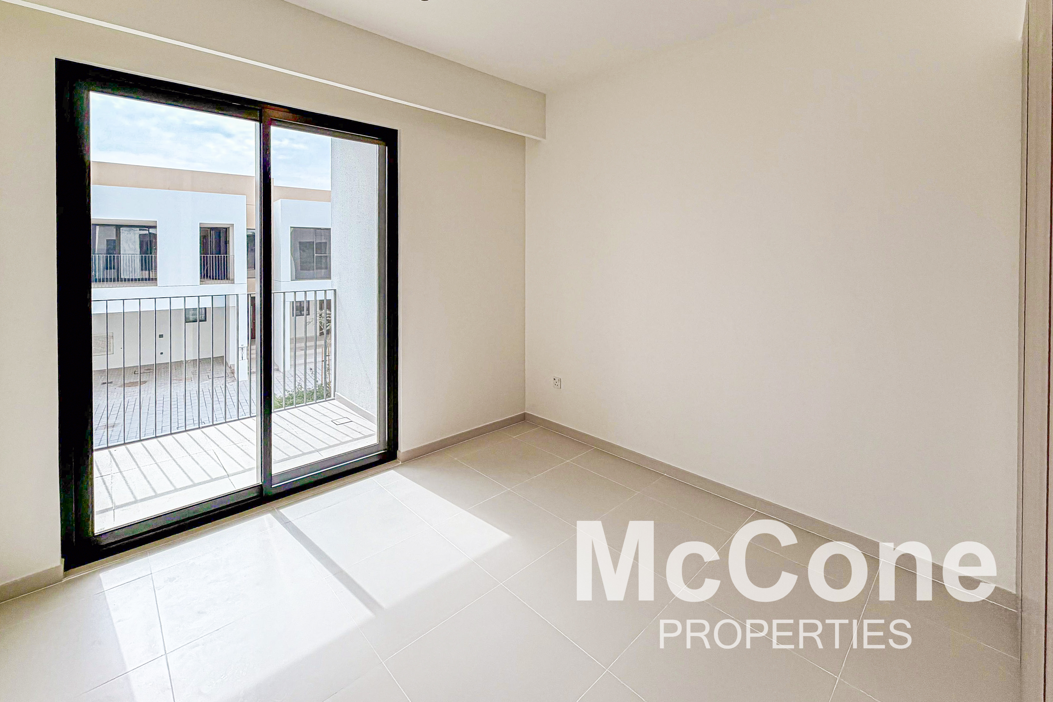3 Bedroom Townhouse for Rent in Bliss 2, Arabian Ranches 3 — photo 5 of 25