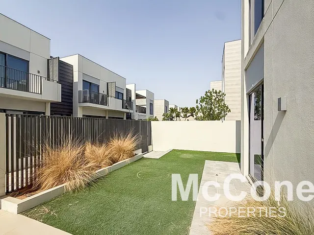 4 Bedroom Townhouse for Rent in Sun, Arabian Ranches 3