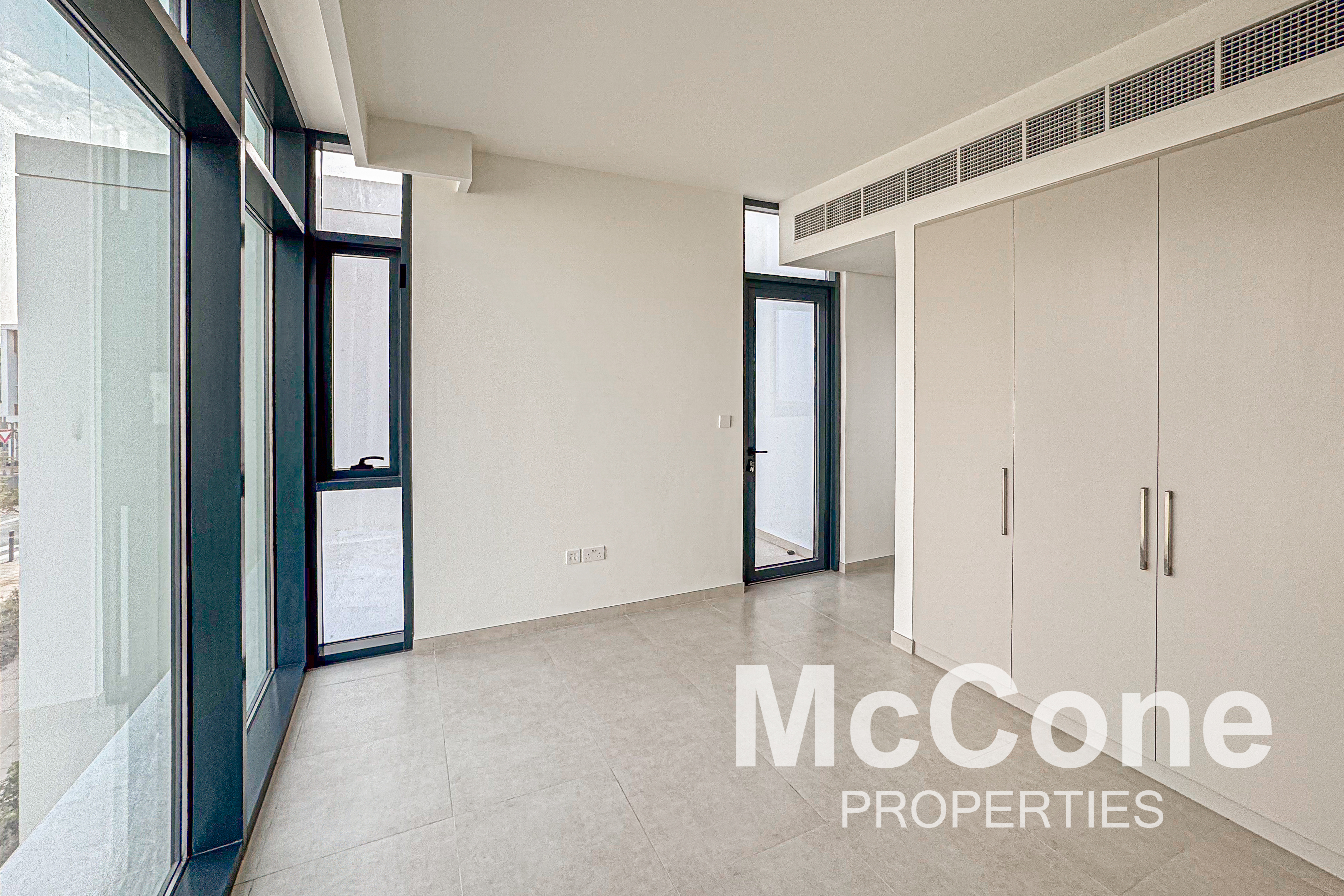 3 Bedroom Townhouse for Rent in Bliss, Arabian Ranches 3 — photo 3 of 11