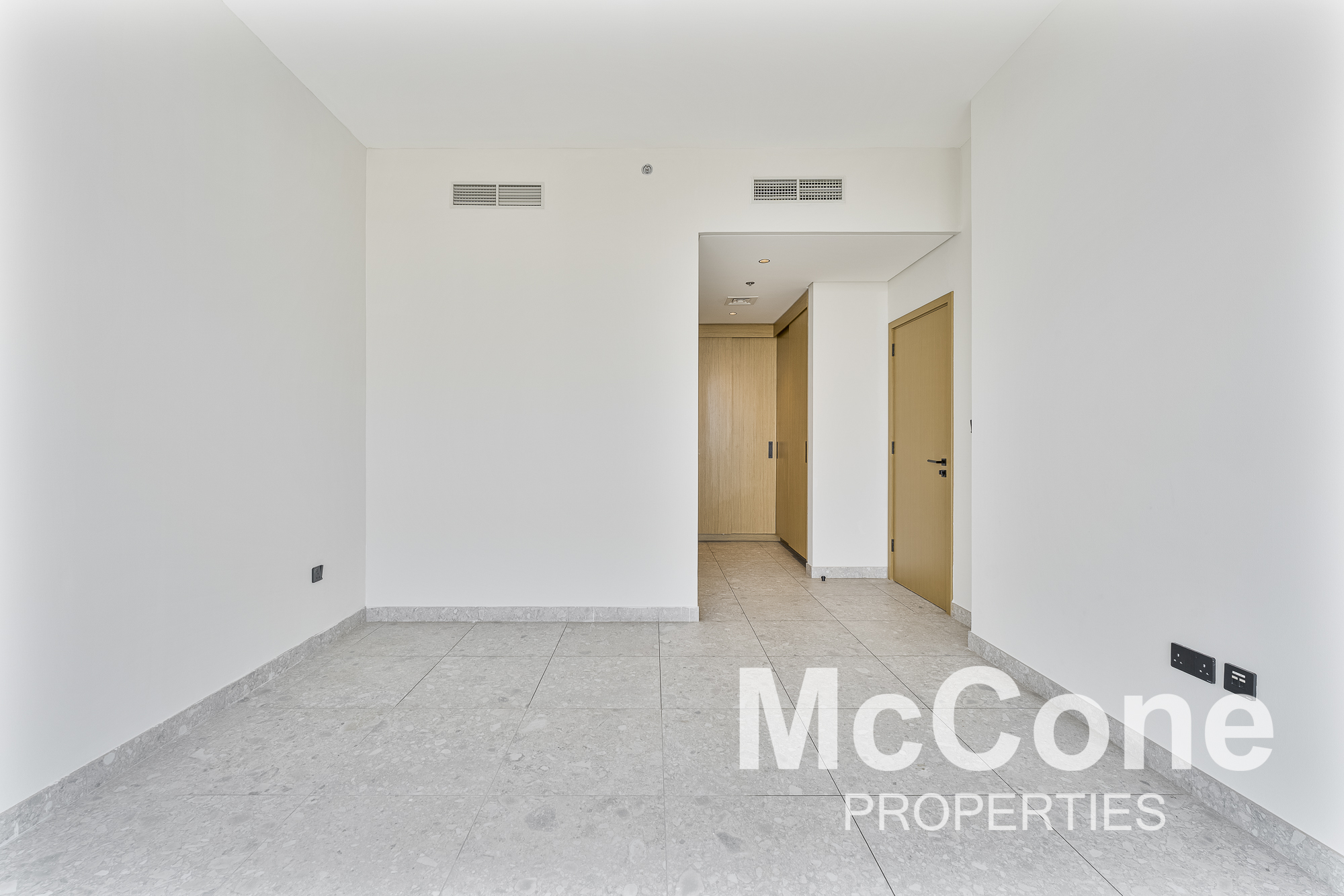 2 Bedroom Apartment for Rent in Golf Suites, Dubai Hills Estate — photo 8 of 21
