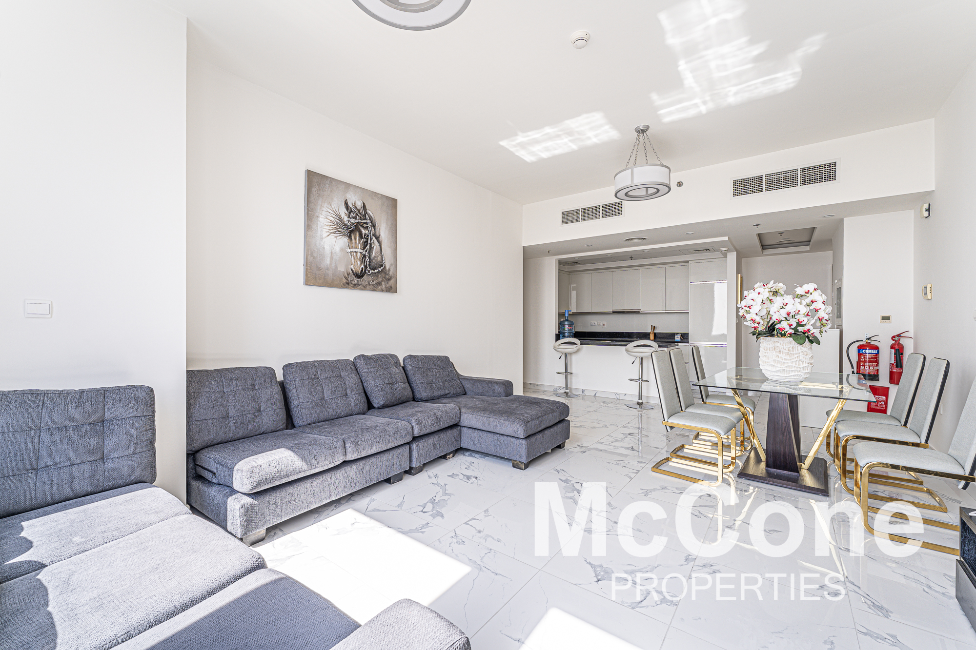 2 Bedroom Apartment for Rent in Noura Tower, Business Bay — photo 2 of 17