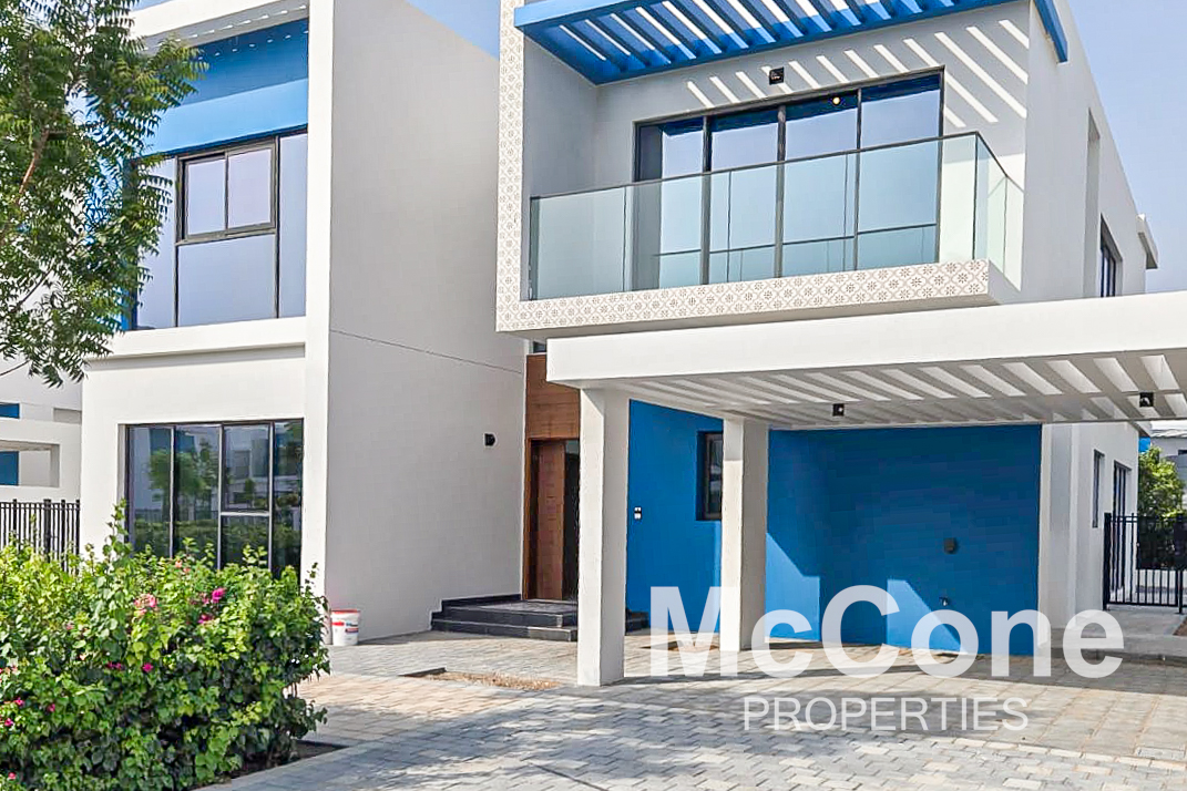 6 Bedroom Villa for Rent in Santorini, Damac Lagoons — photo 2 of 11