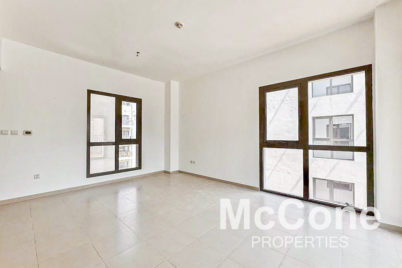 3 Bedroom Apartment for Rent in Zahra Apartments 2B, Town Square — photo 4 of 14
