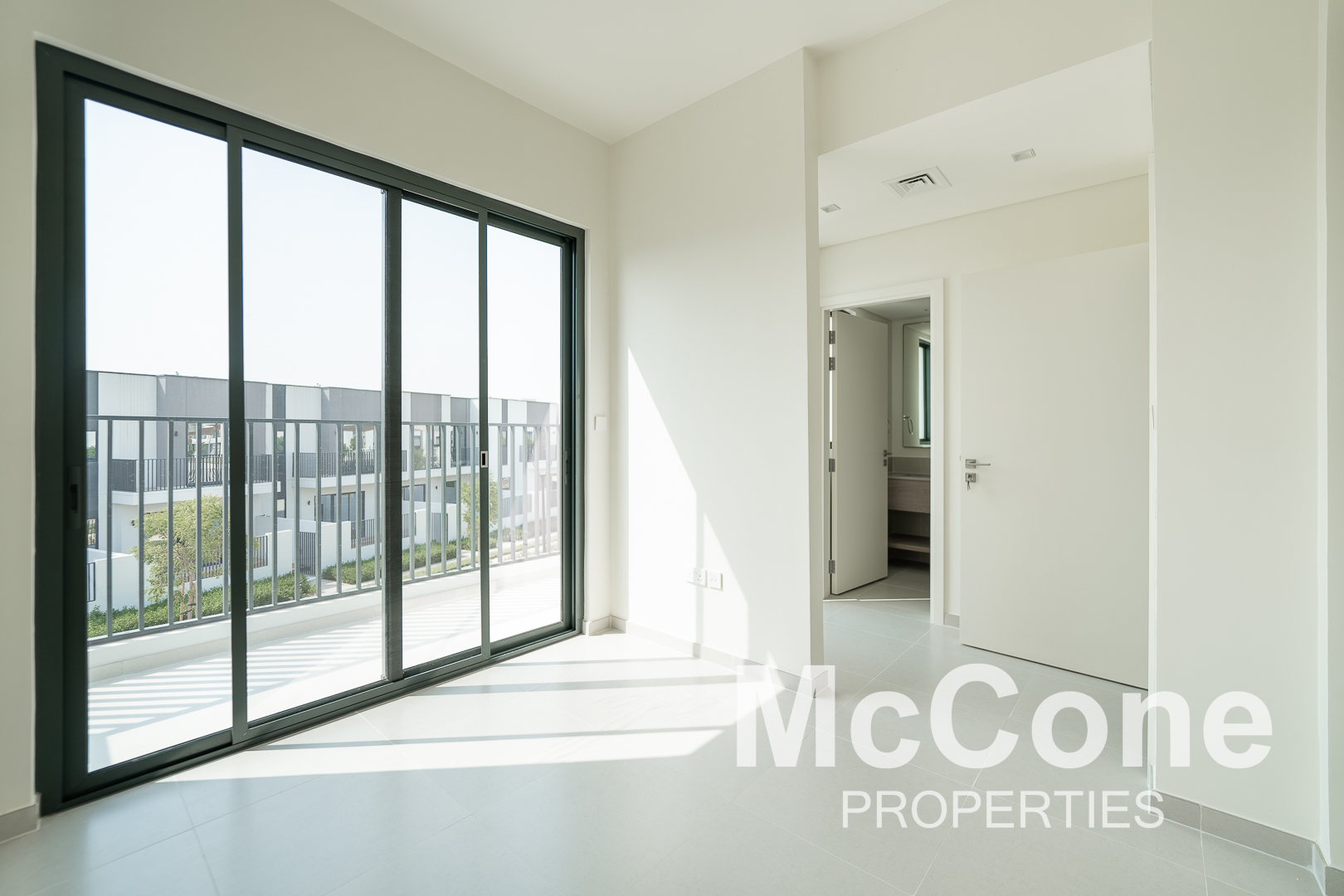 3 Bedroom Villa for Rent in Greenview, Dubai South (Dubai World Central) — photo 8 of 27