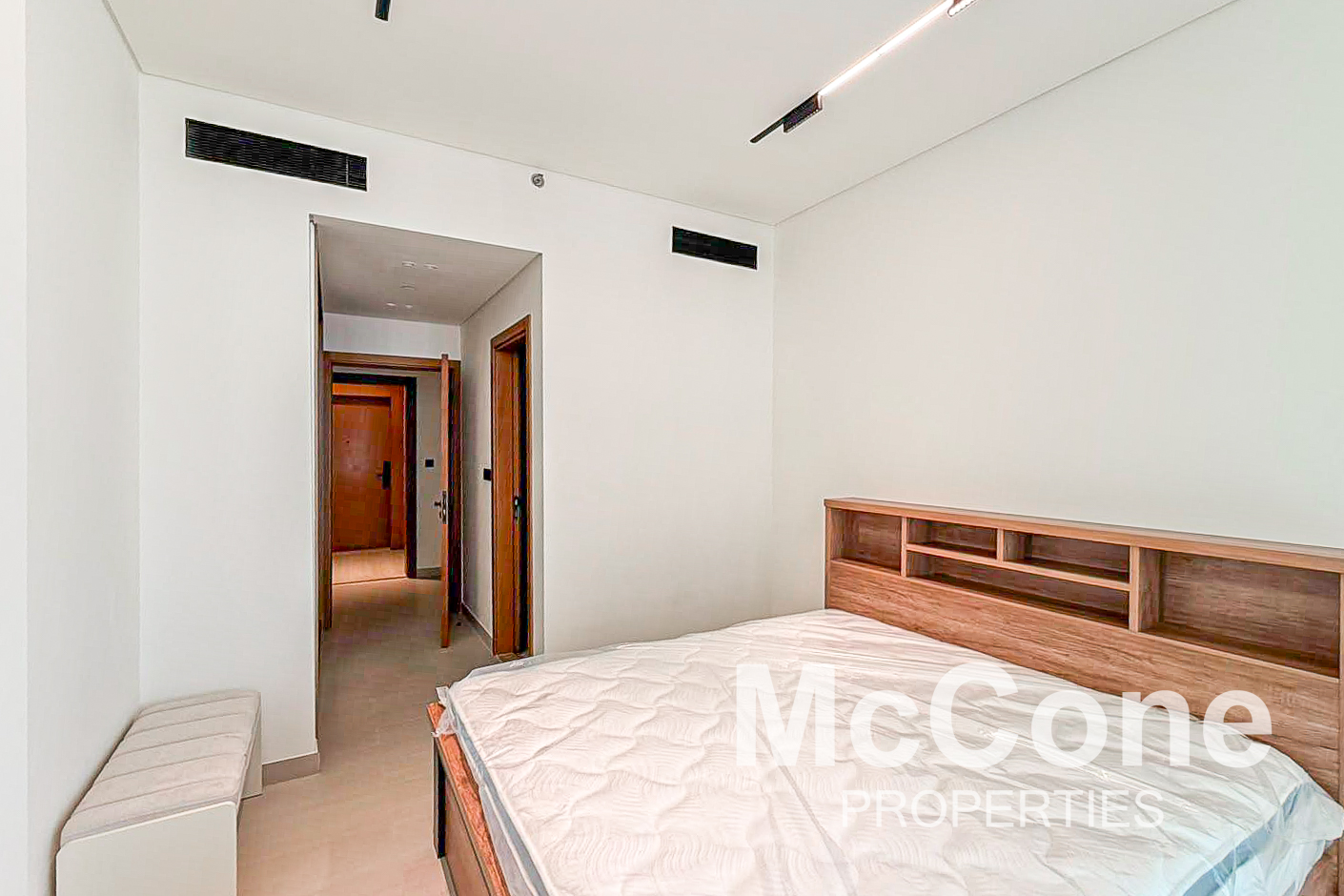 2 Bedroom Apartment for Rent in Binghatti Azure, Jumeirah Village Circle — photo 5 of 19