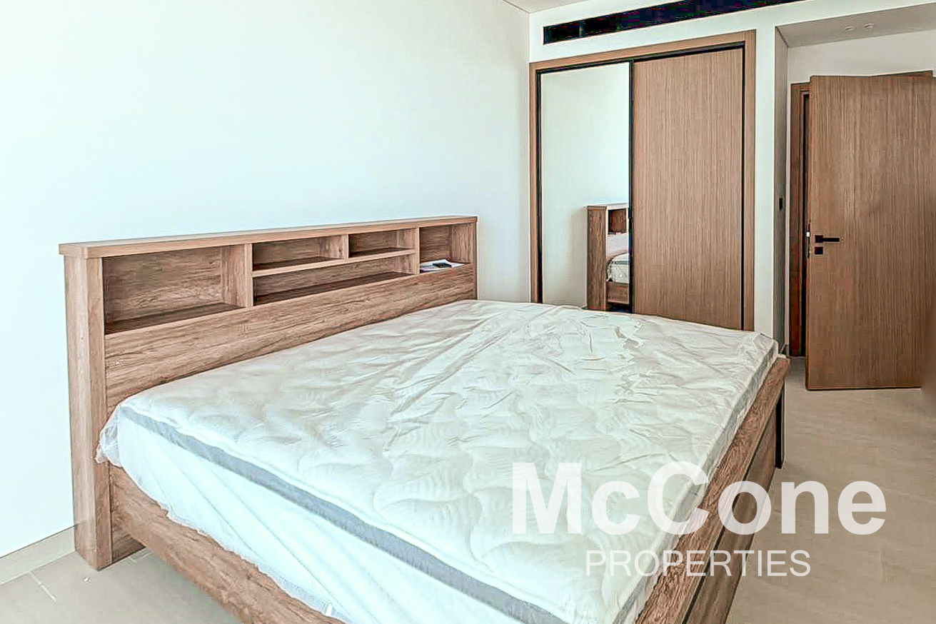 2 Bedroom Apartment for Rent in Binghatti Azure, Jumeirah Village Circle — photo 6 of 19