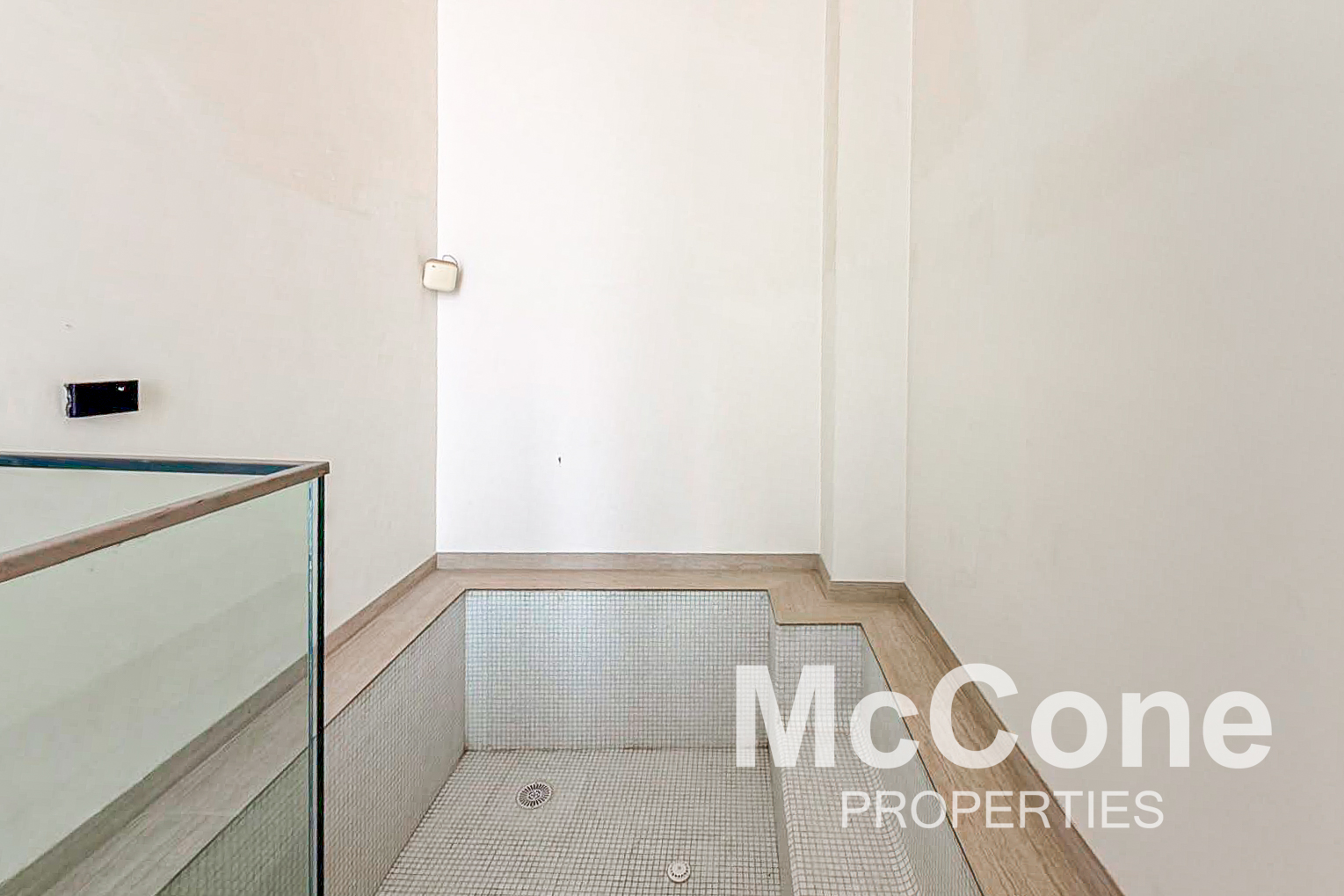 2 Bedroom Apartment for Rent in Binghatti Azure, Jumeirah Village Circle — photo 8 of 19