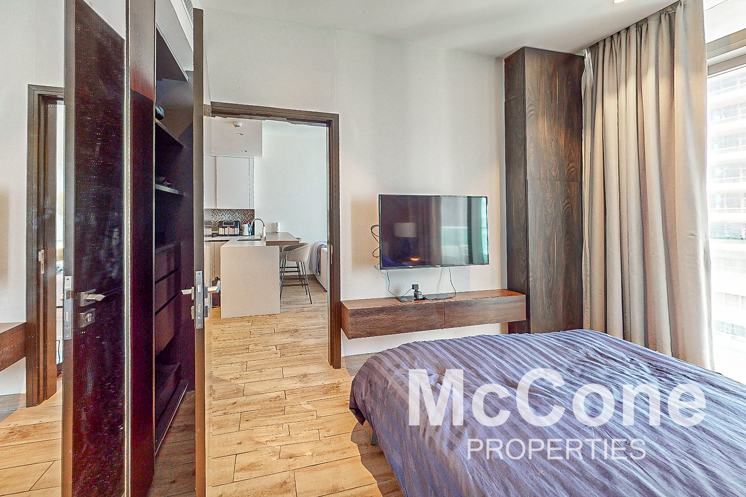 Studio Apartment for Rent in Jumeirah Living Marina Gate, Dubai Marina — photo 7 of 11