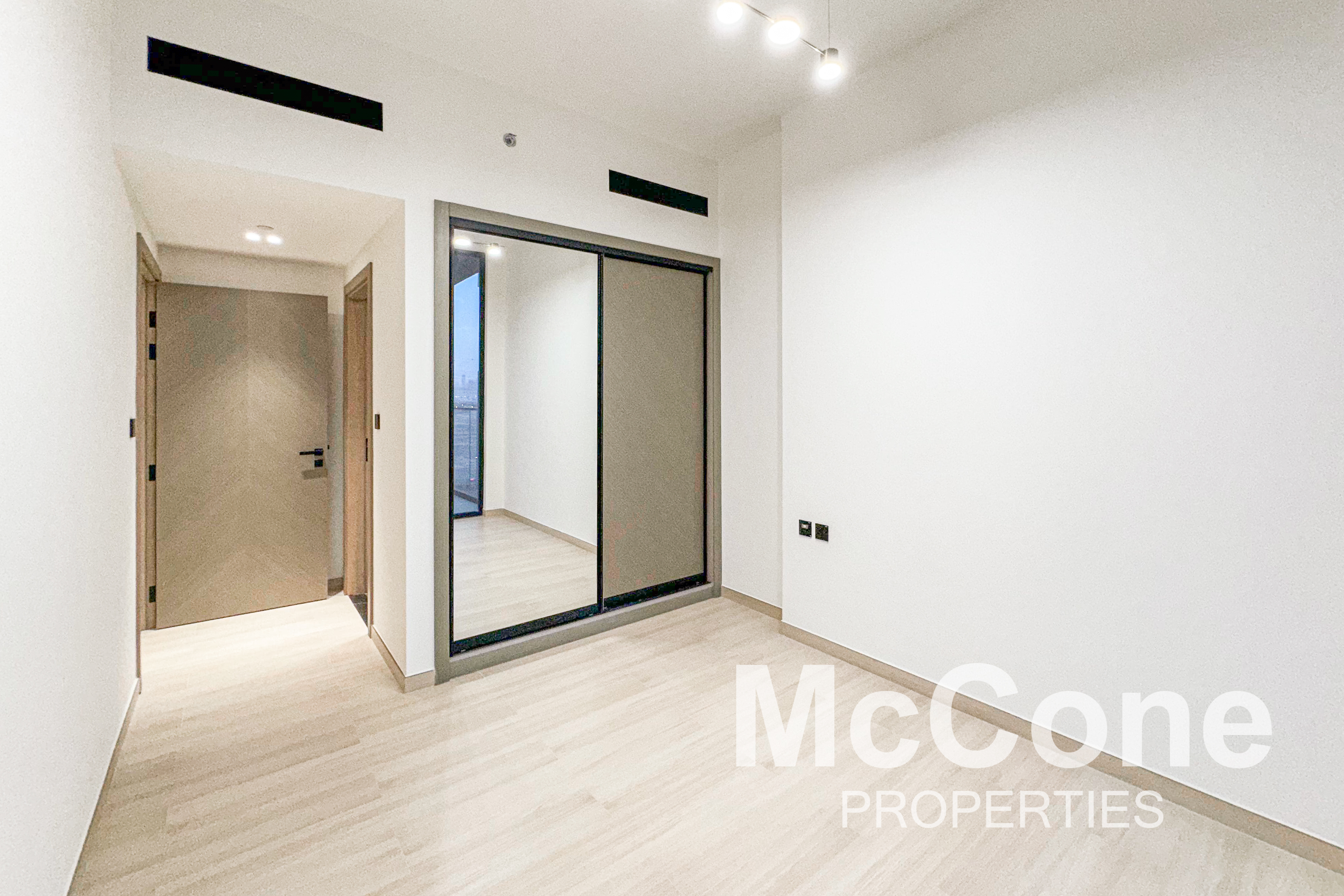 1 Bedroom Apartment for Rent in Binghatti Corner, Jumeirah Village Circle — photo 4 of 10