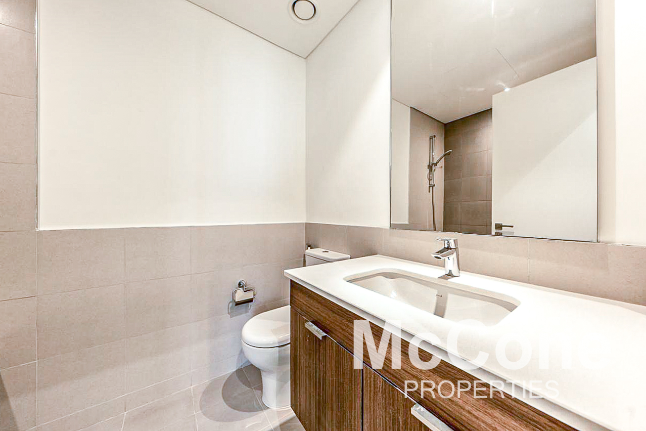2 Bedroom Apartment for Rent in Golf Views B, Dubai South (Dubai World Central) — photograph 10 of 15