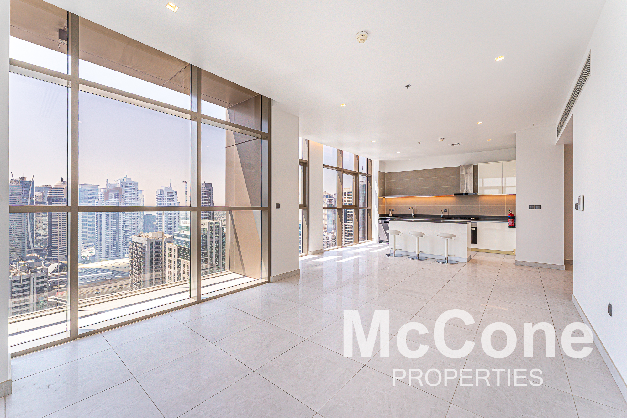 3 Bedroom Apartment for Rent in No.9, Dubai Marina — photo 2 of 26
