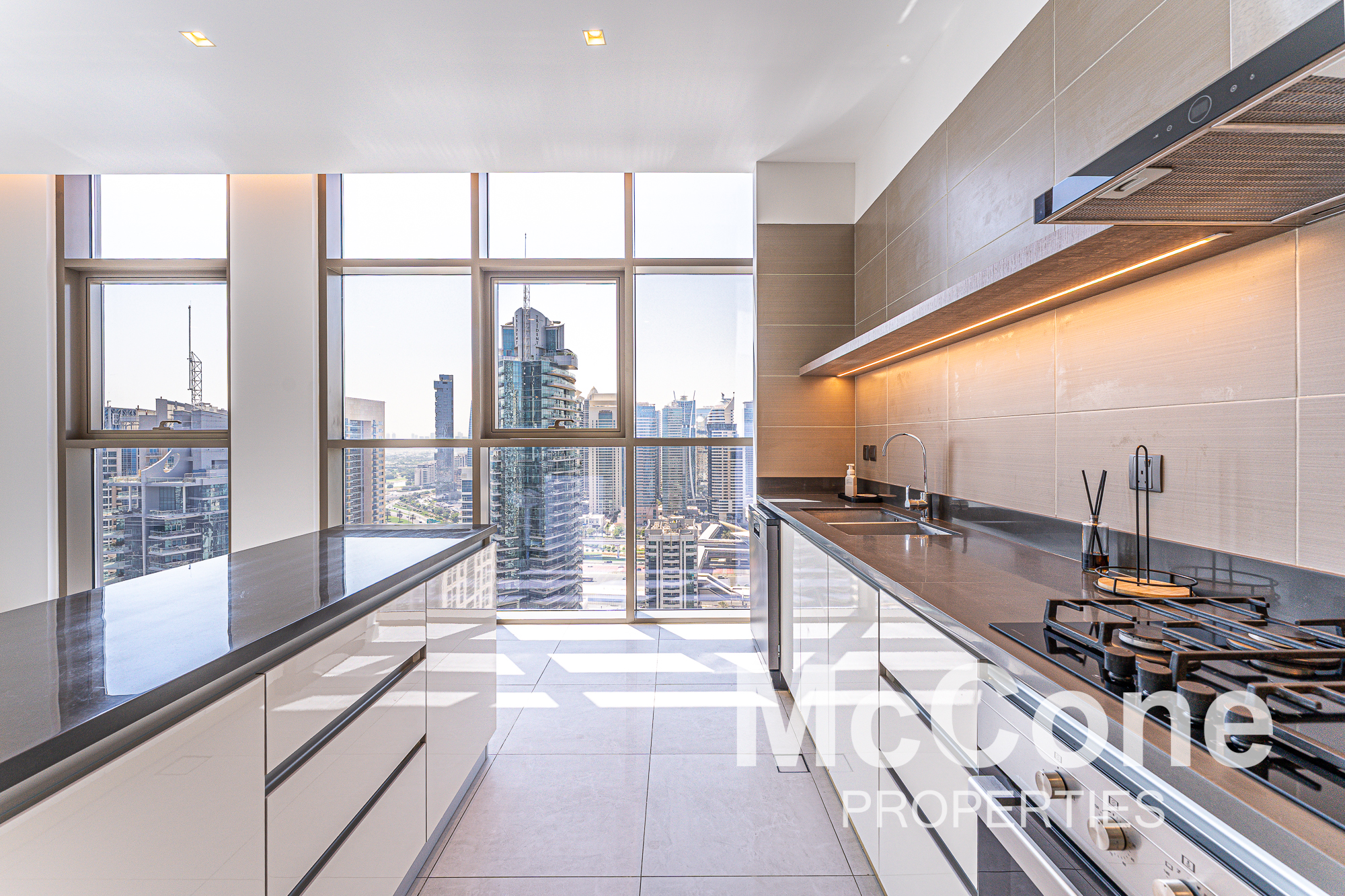 3 Bedroom Apartment for Rent in No.9, Dubai Marina — photo 7 of 26