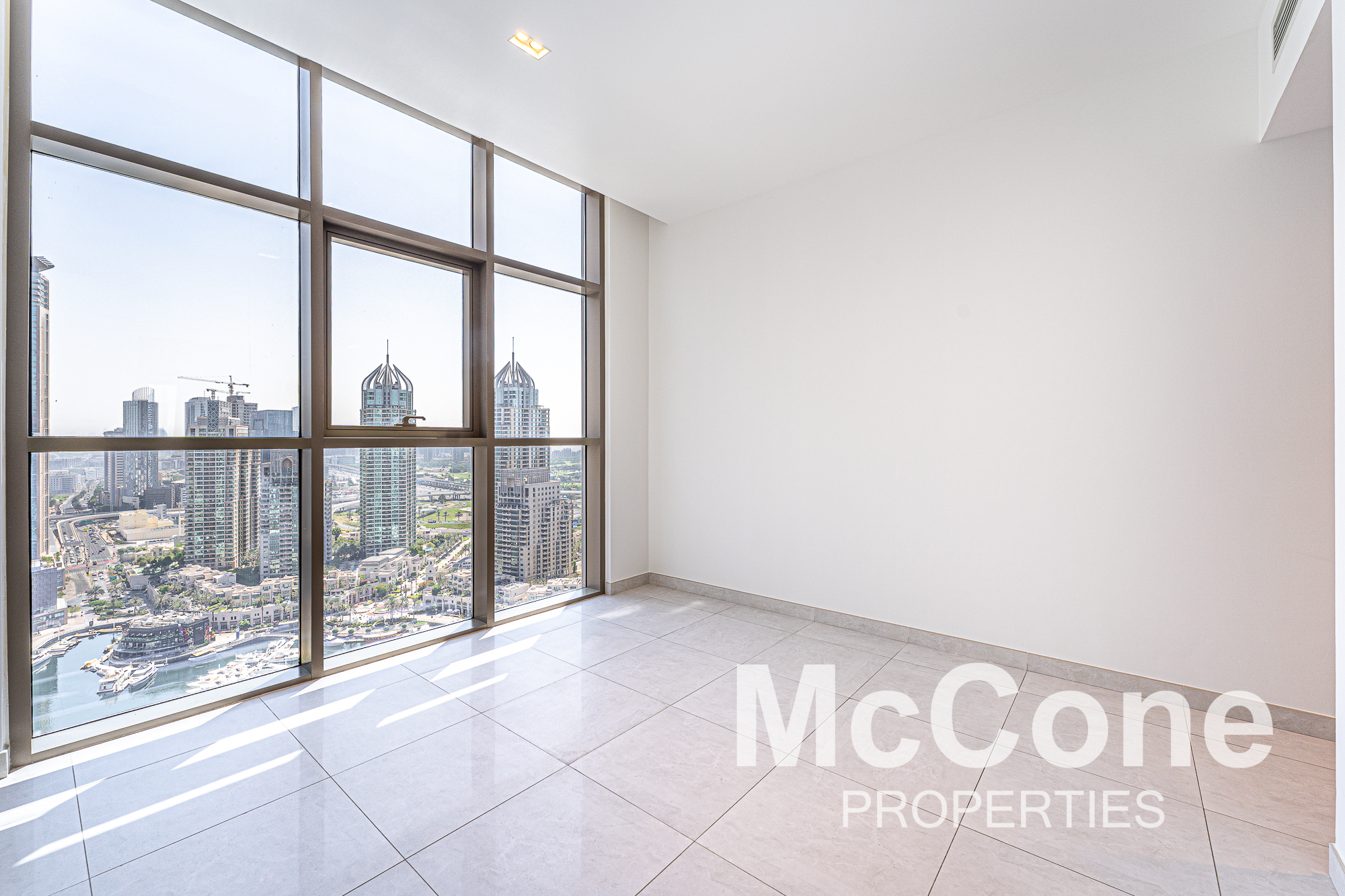 3 Bedroom Apartment for Rent in No.9, Dubai Marina — photograph 10 of 26