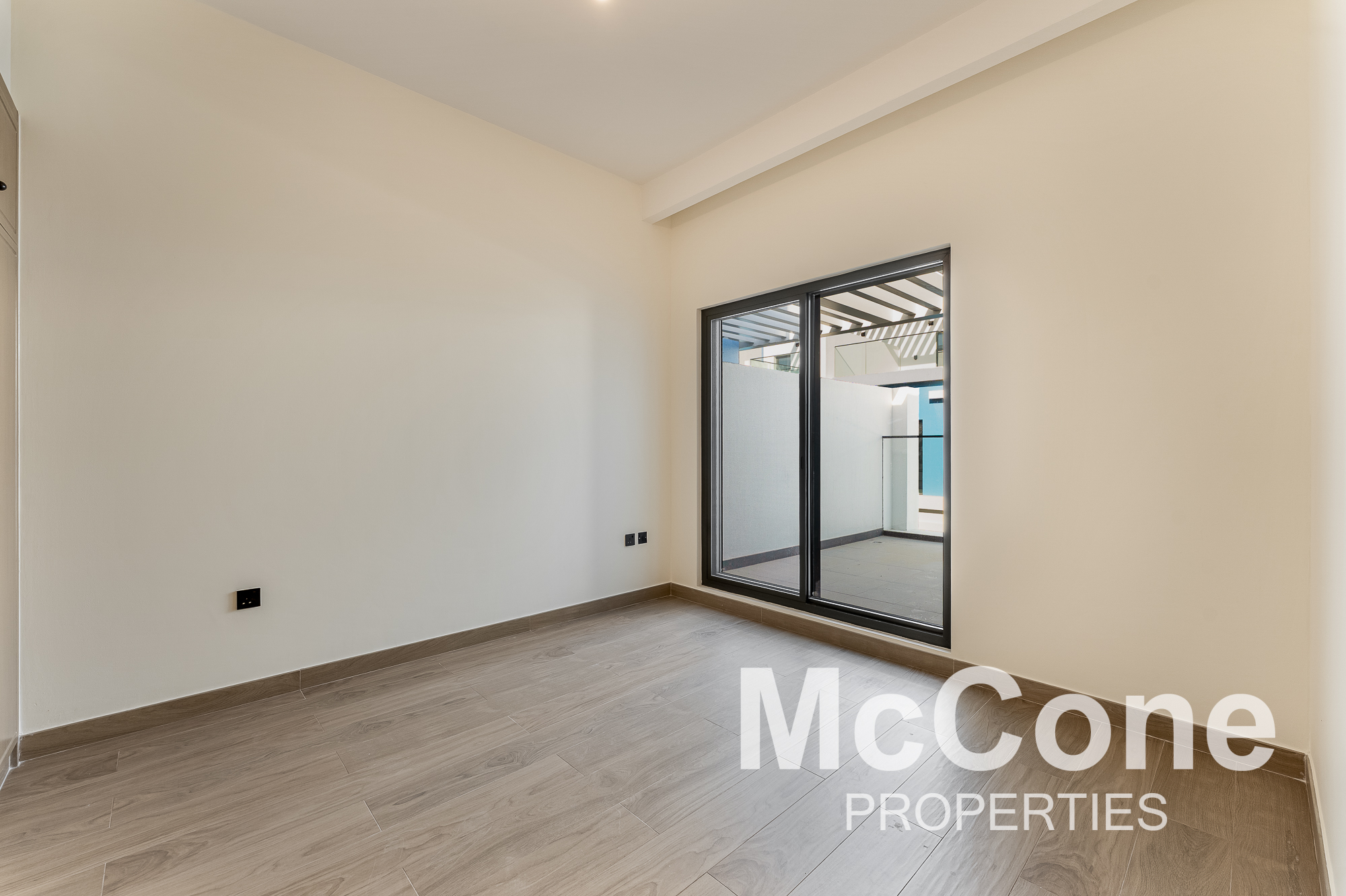 5 Bedroom Villa for Rent in Costa Brava 2, Damac Lagoons — photo 4 of 10