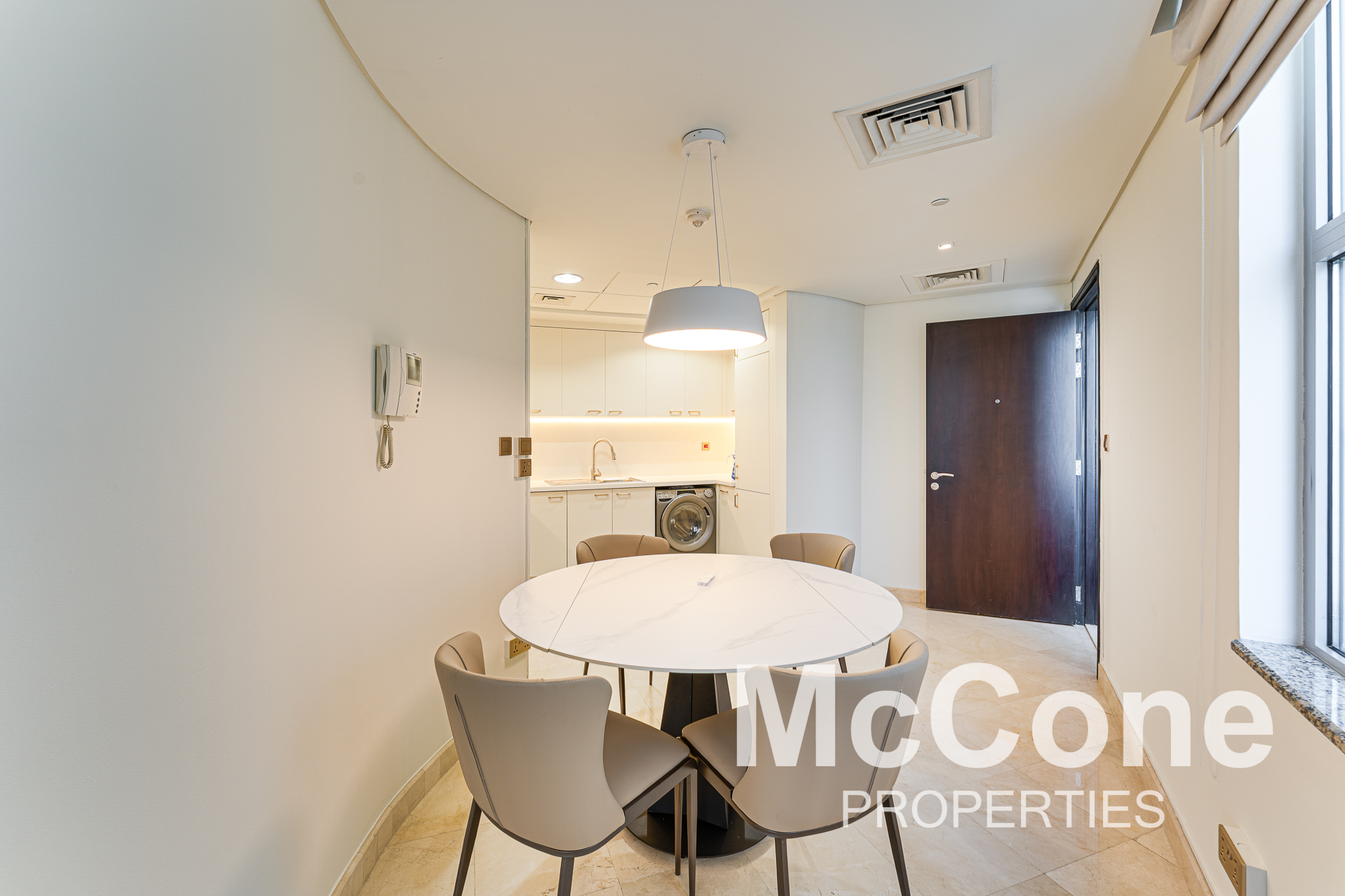 Studio Apartment for Rent in Sky Gardens, DIFC — photo 6 of 20