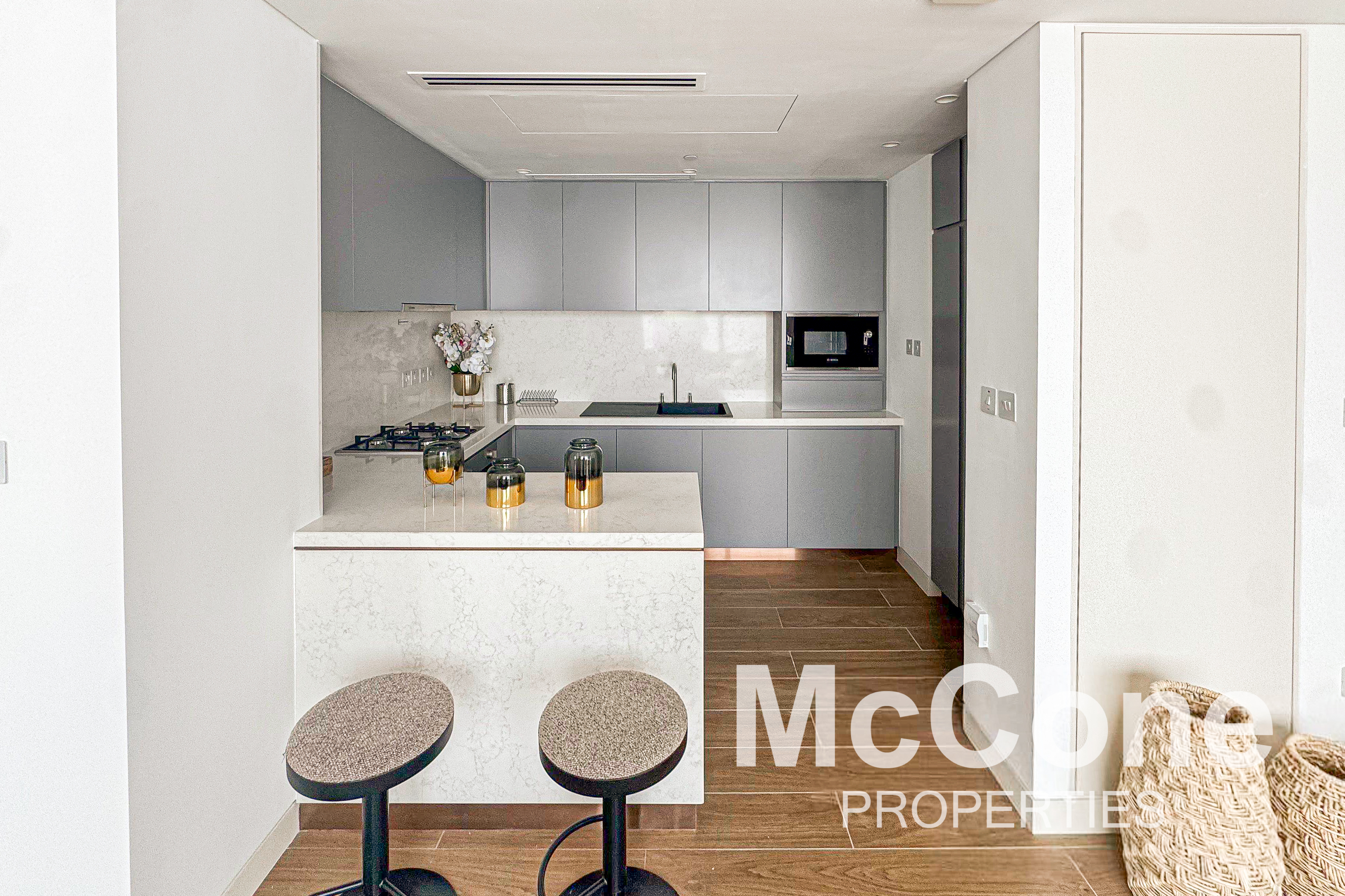 1 Bedroom Apartment for Rent in Uptown Tower, Jumeirah Lake Towers — photo 6 of 16