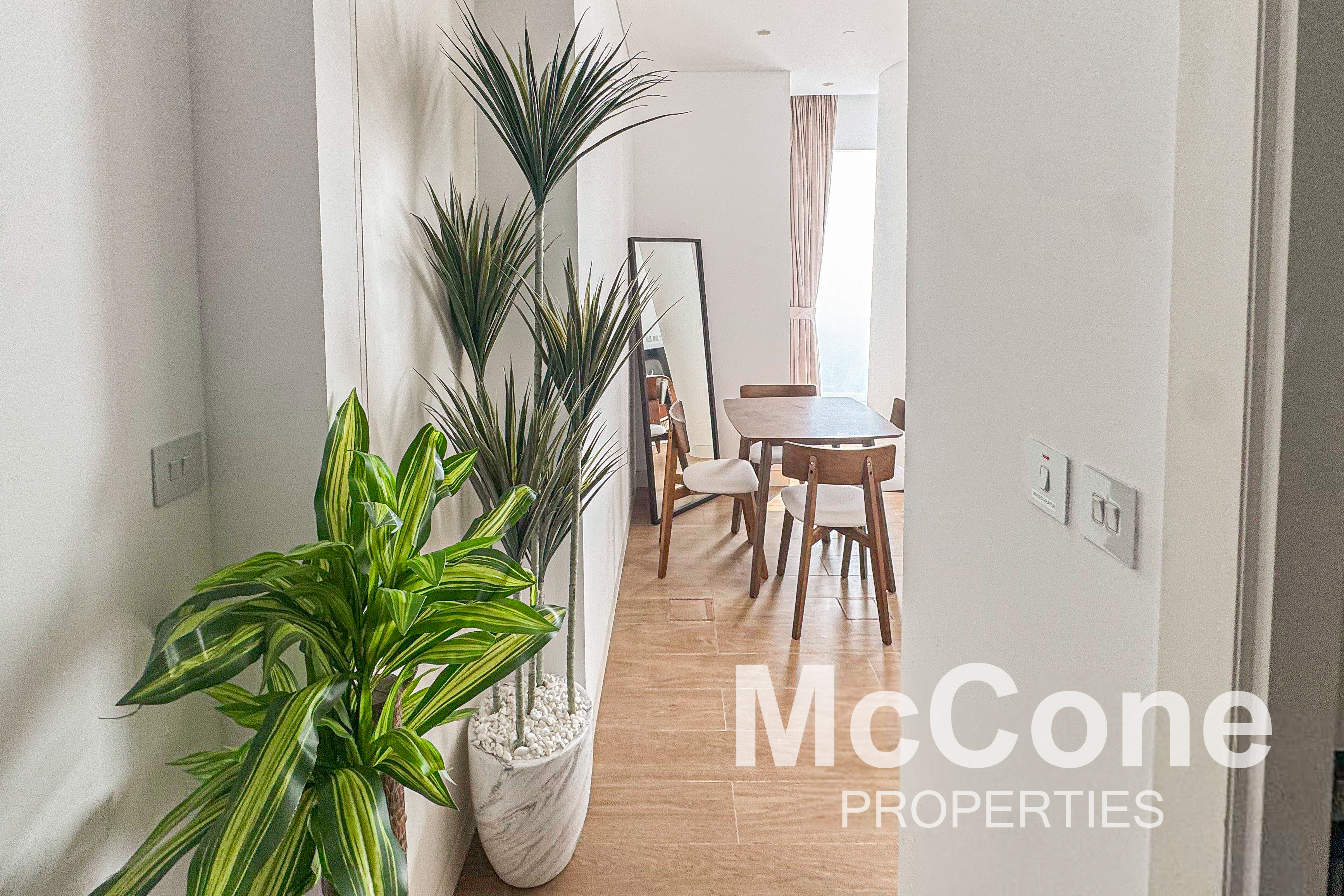 1 Bedroom Apartment for Rent in Uptown Tower, Jumeirah Lake Towers — photo 5 of 16