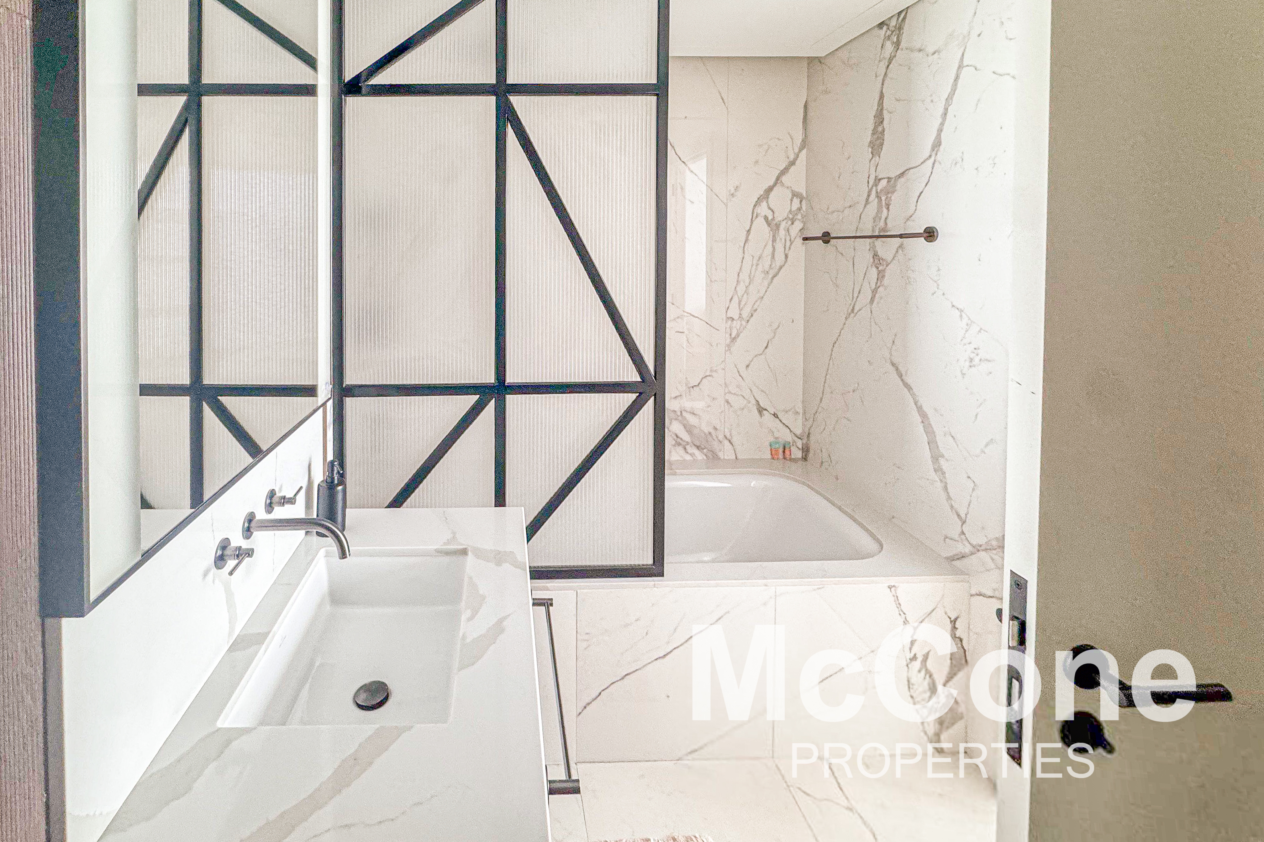 1 Bedroom Apartment for Rent in Uptown Tower, Jumeirah Lake Towers — photograph 15 of 16