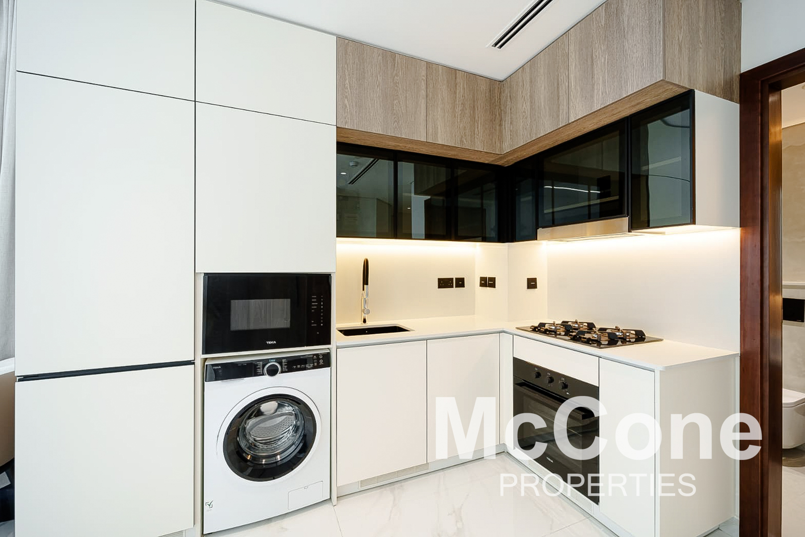 Studio Apartment for Rent in Skyhills Residences 1, Dubai Science Park — photo 3 of 11