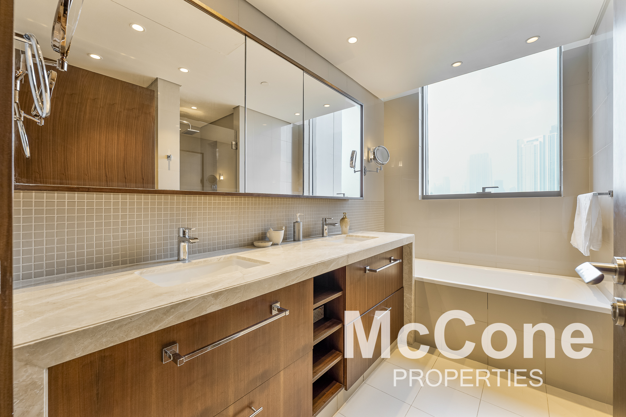 2 Bedroom Apartment for Rent in Boulevard Point, Downtown Dubai — photograph 13 of 27