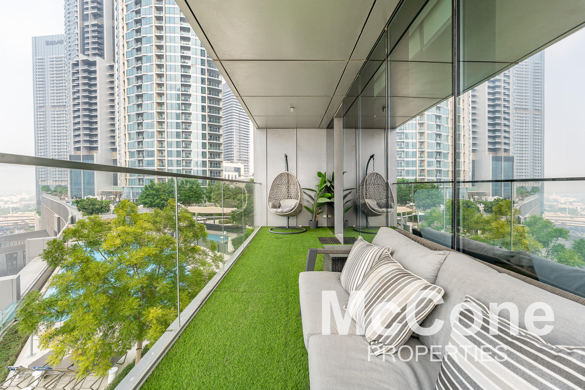 2 Bedroom Apartment for Rent in Boulevard Point, Downtown Dubai — photograph 20 of 27