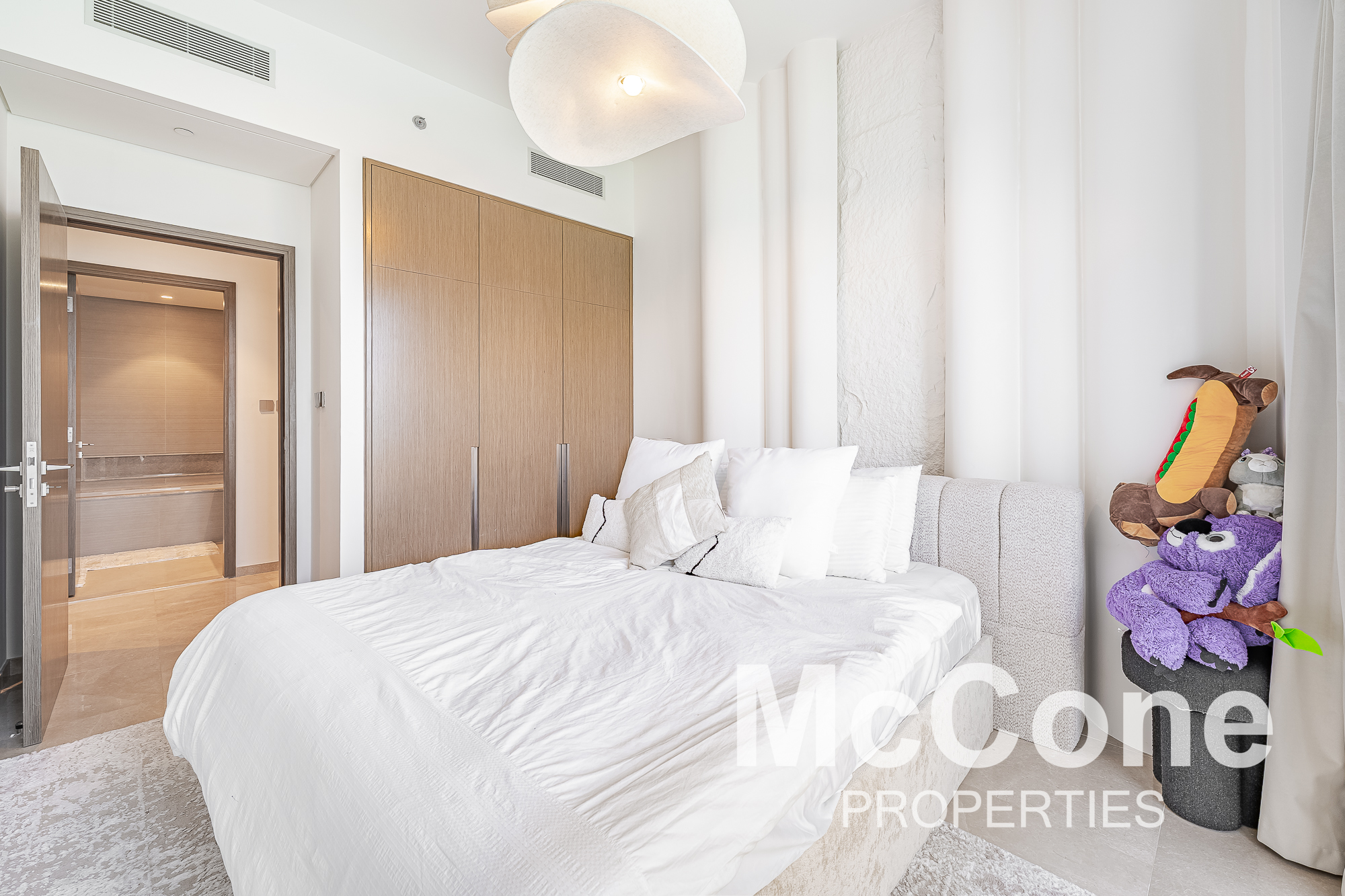 2 Bedroom Apartment for Rent in Grande, Downtown Dubai — photo 8 of 17