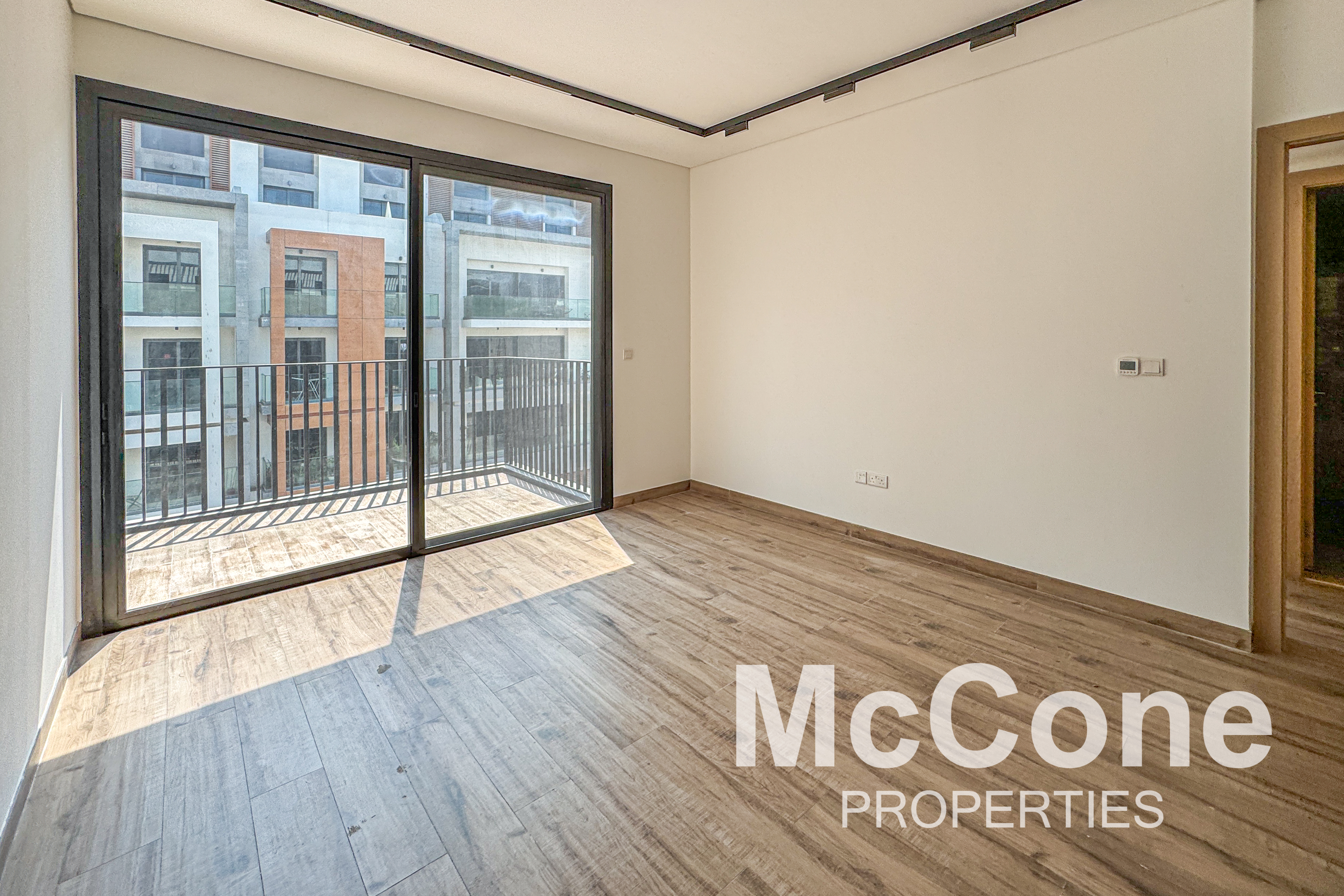 2 Bedroom Apartment for Rent in Oakley Square Residences Tower B, Jumeirah Village Circle — photo 2 of 14