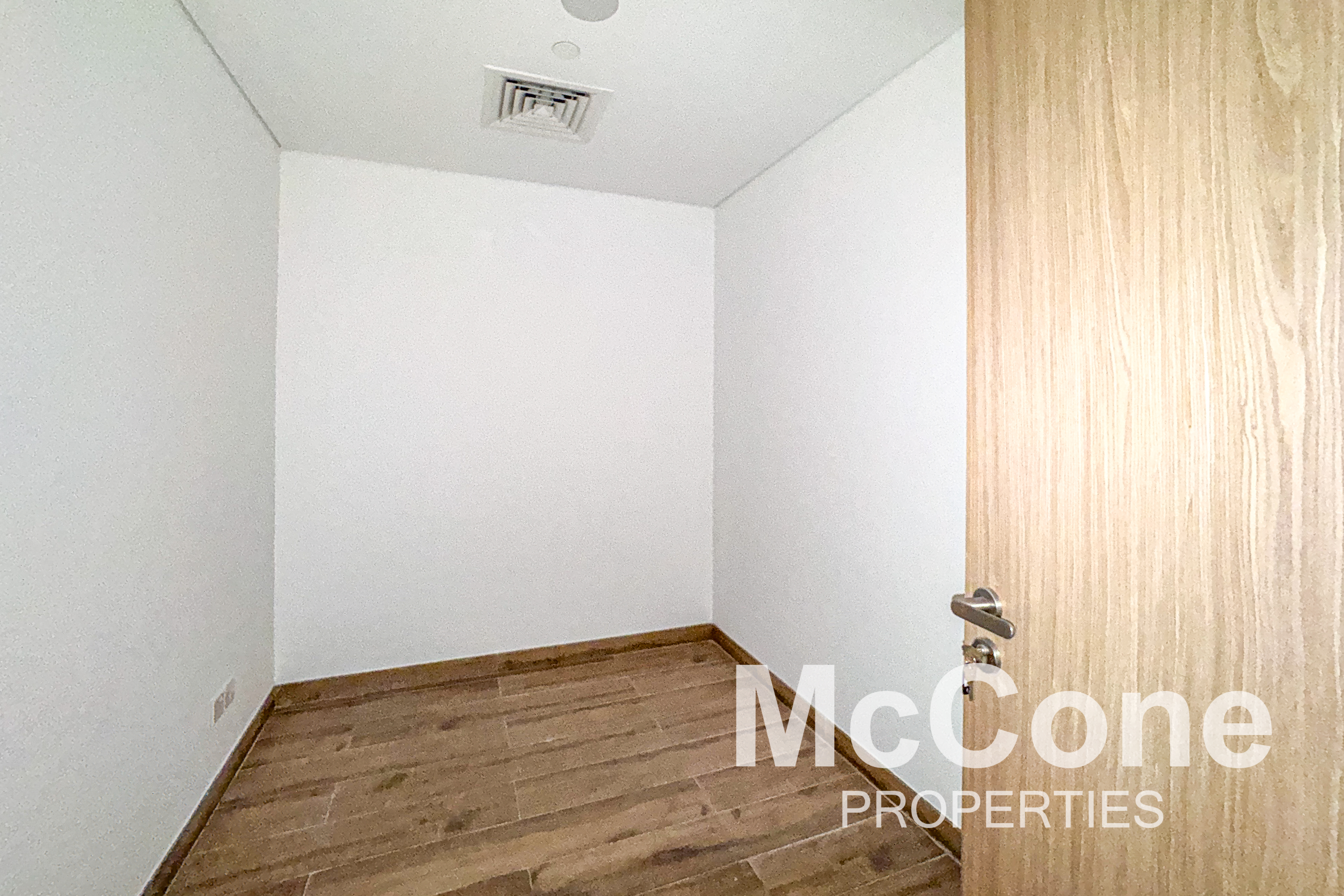 2 Bedroom Apartment for Rent in Oakley Square Residences Tower B, Jumeirah Village Circle — photograph 10 of 14