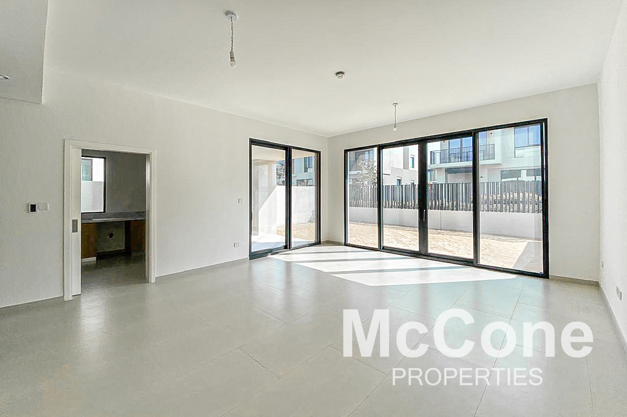 4 Bedroom Townhouse for Rent in Jebel Ali Village Townhouses, Jebel Ali — photo 3 of 14