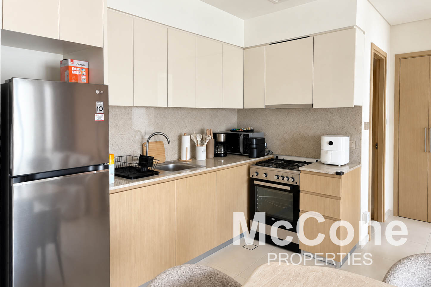 1 Bedroom Apartment for Rent in Burj Royale, Downtown Dubai — photo 3 of 16