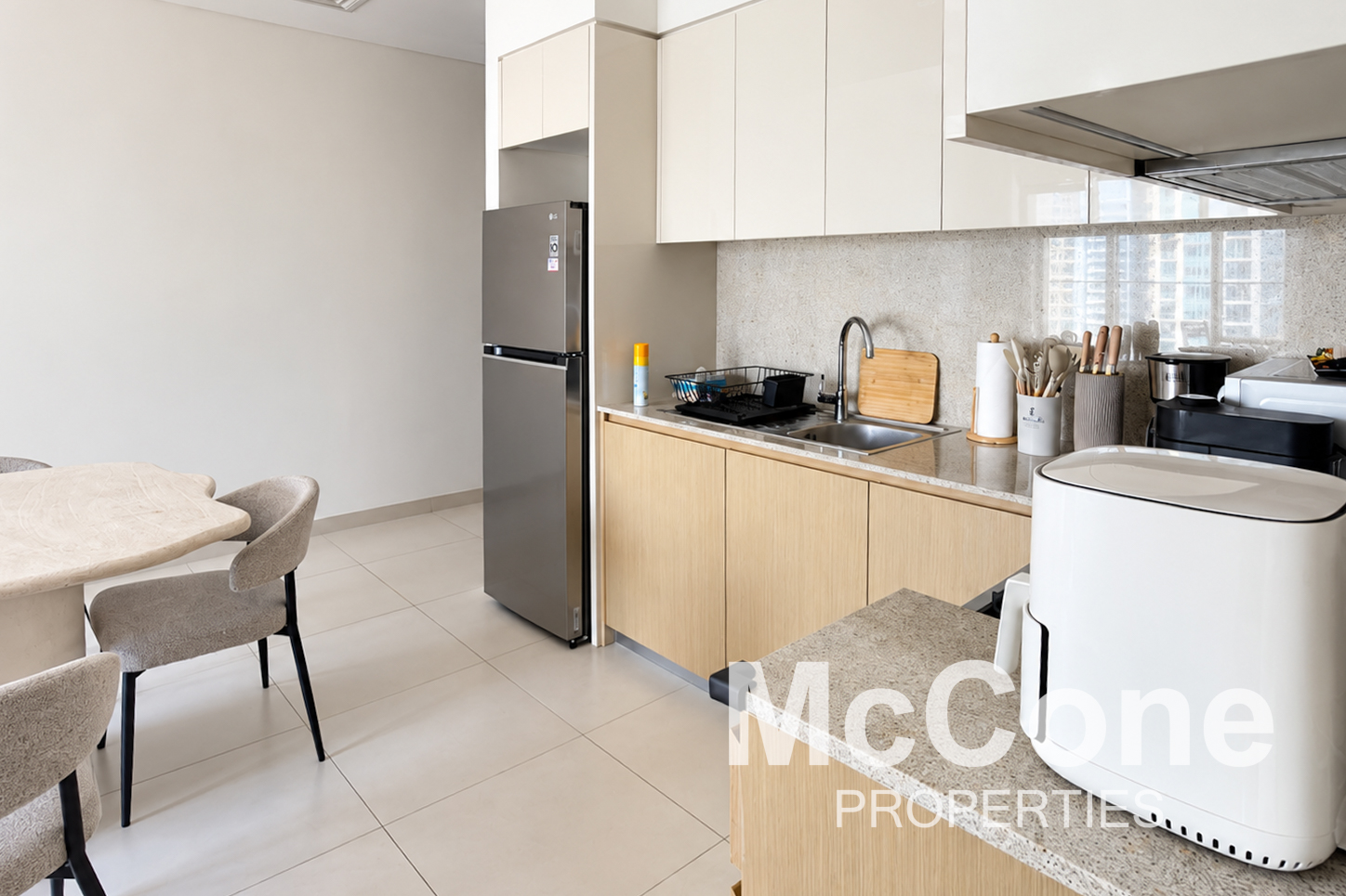 1 Bedroom Apartment for Rent in Burj Royale, Downtown Dubai — photo 7 of 16