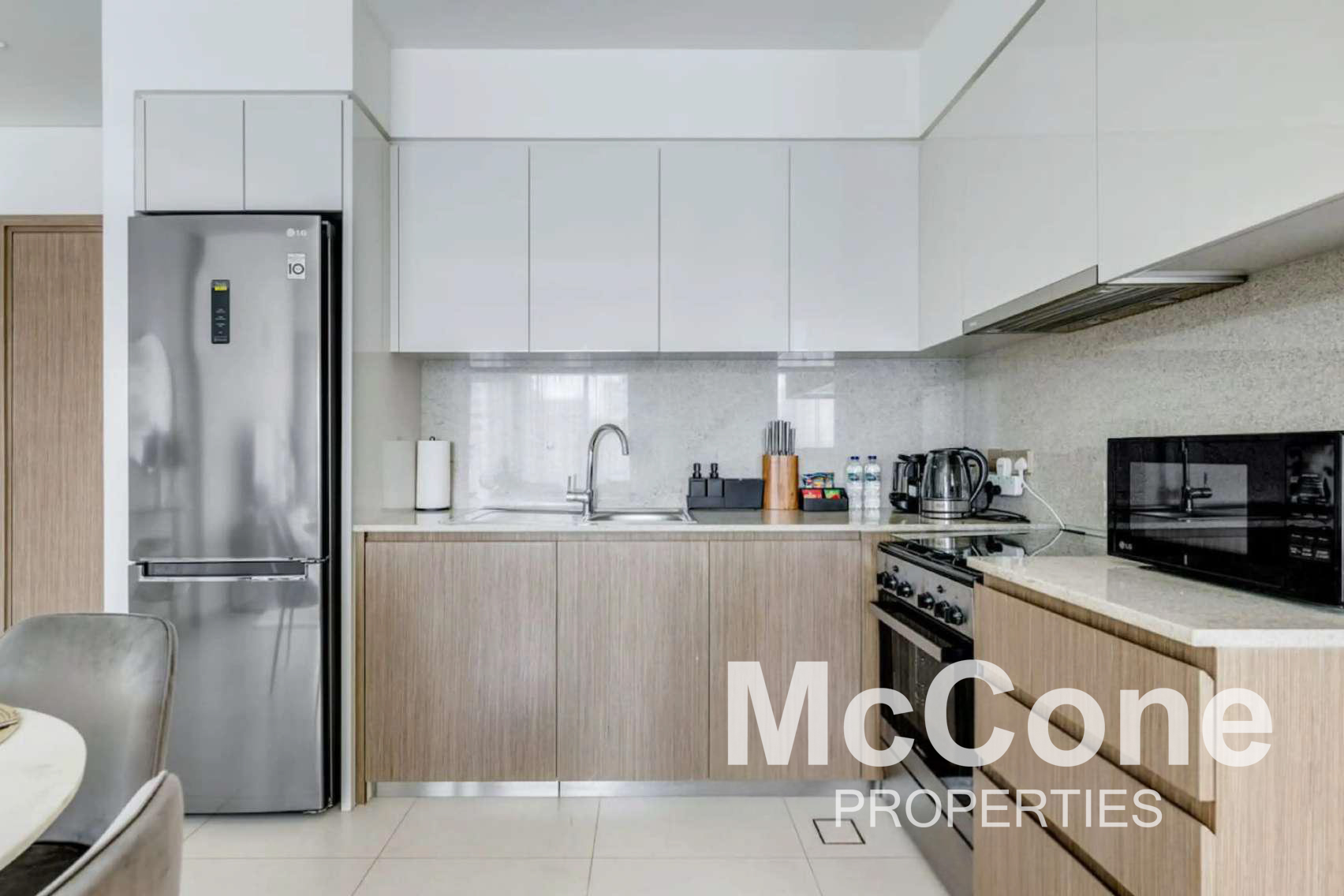 1 Bedroom Apartment for Rent in Burj Royale, Downtown Dubai — photo 3 of 15
