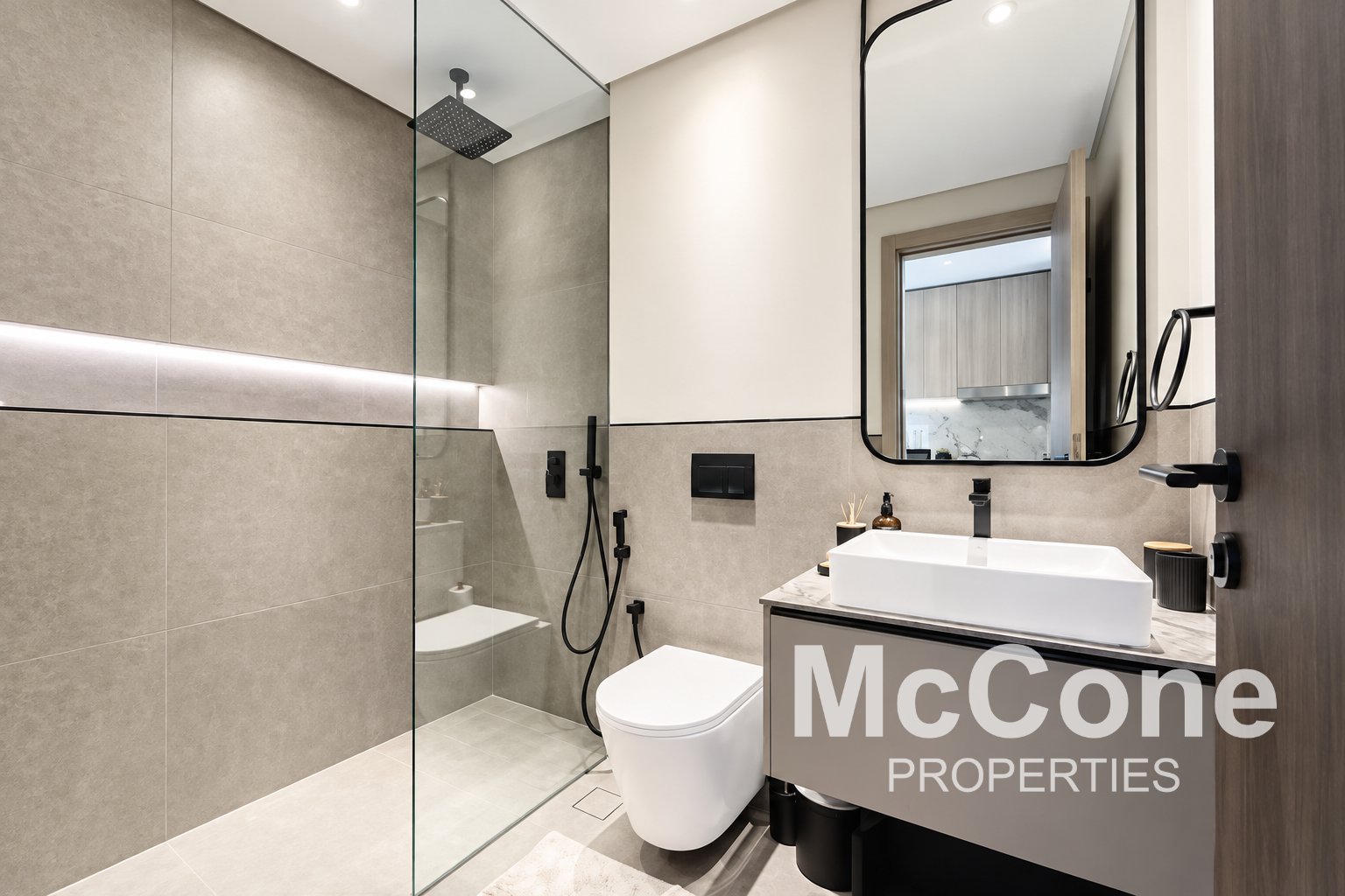 Studio Apartment for Rent in Oxford Terraces, Jumeirah Village Circle — photo 6 of 13