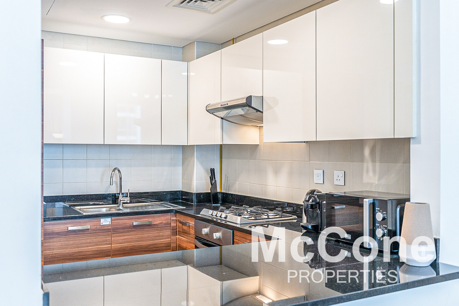 1 Bedroom Apartment for Rent in Sparkle Tower 3, Dubai Marina — photo 7 of 15
