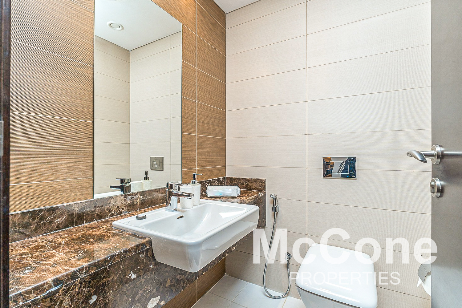 1 Bedroom Apartment for Rent in Sparkle Tower 3, Dubai Marina — photograph 14 of 15