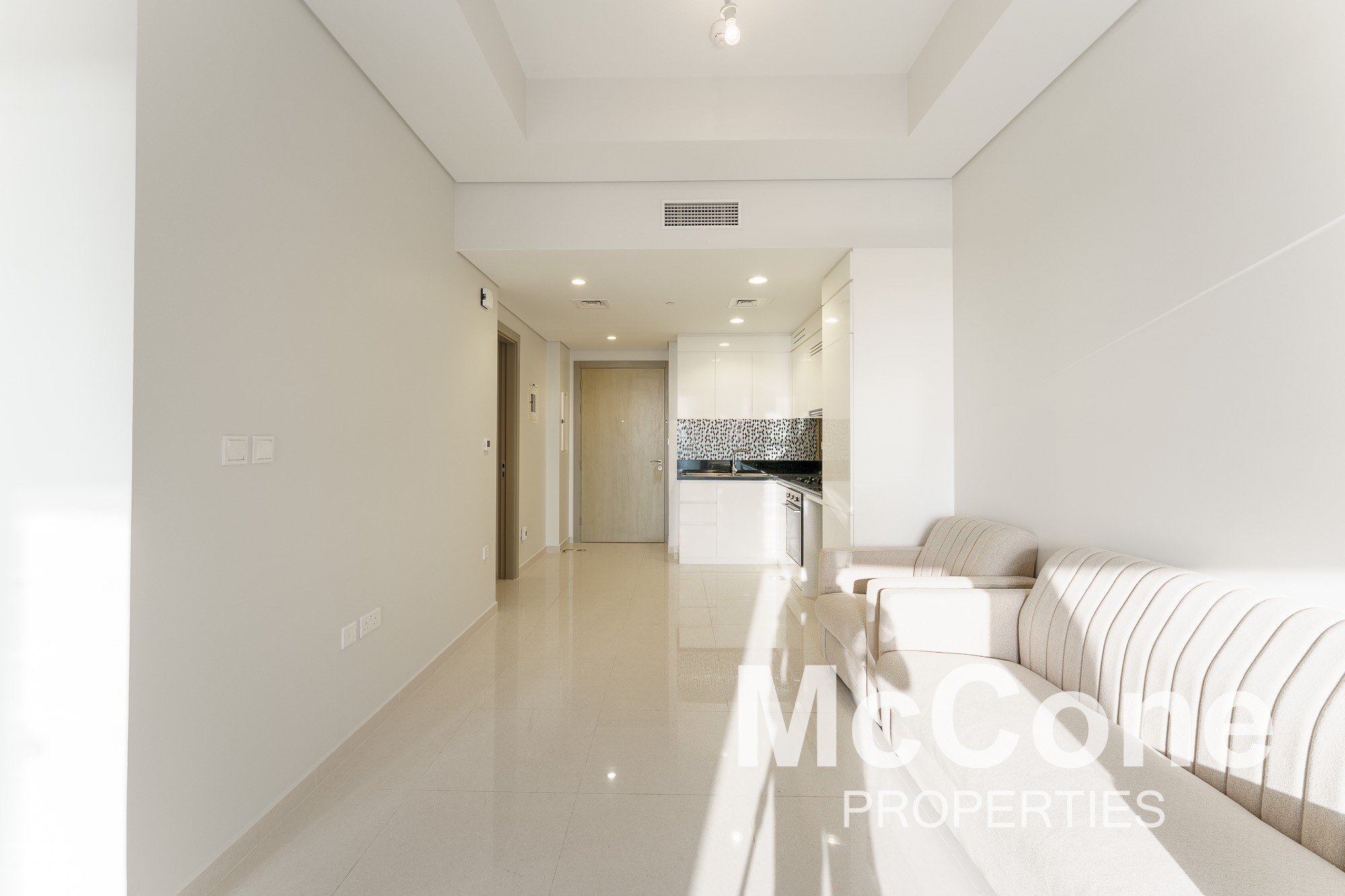2 Bedroom Apartment for Rent in Aykon City Tower C, Business Bay — photo 2 of 13