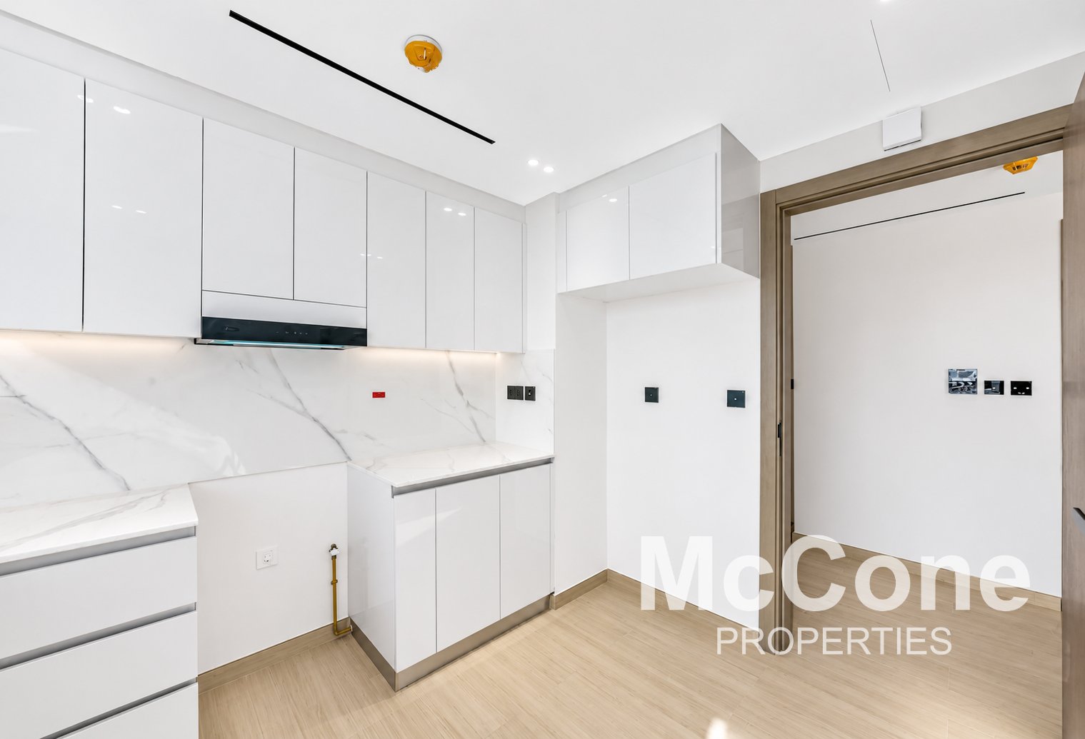 1 Bedroom Apartment for Rent in Binghatti Corner, Jumeirah Village Circle — photo 7 of 15