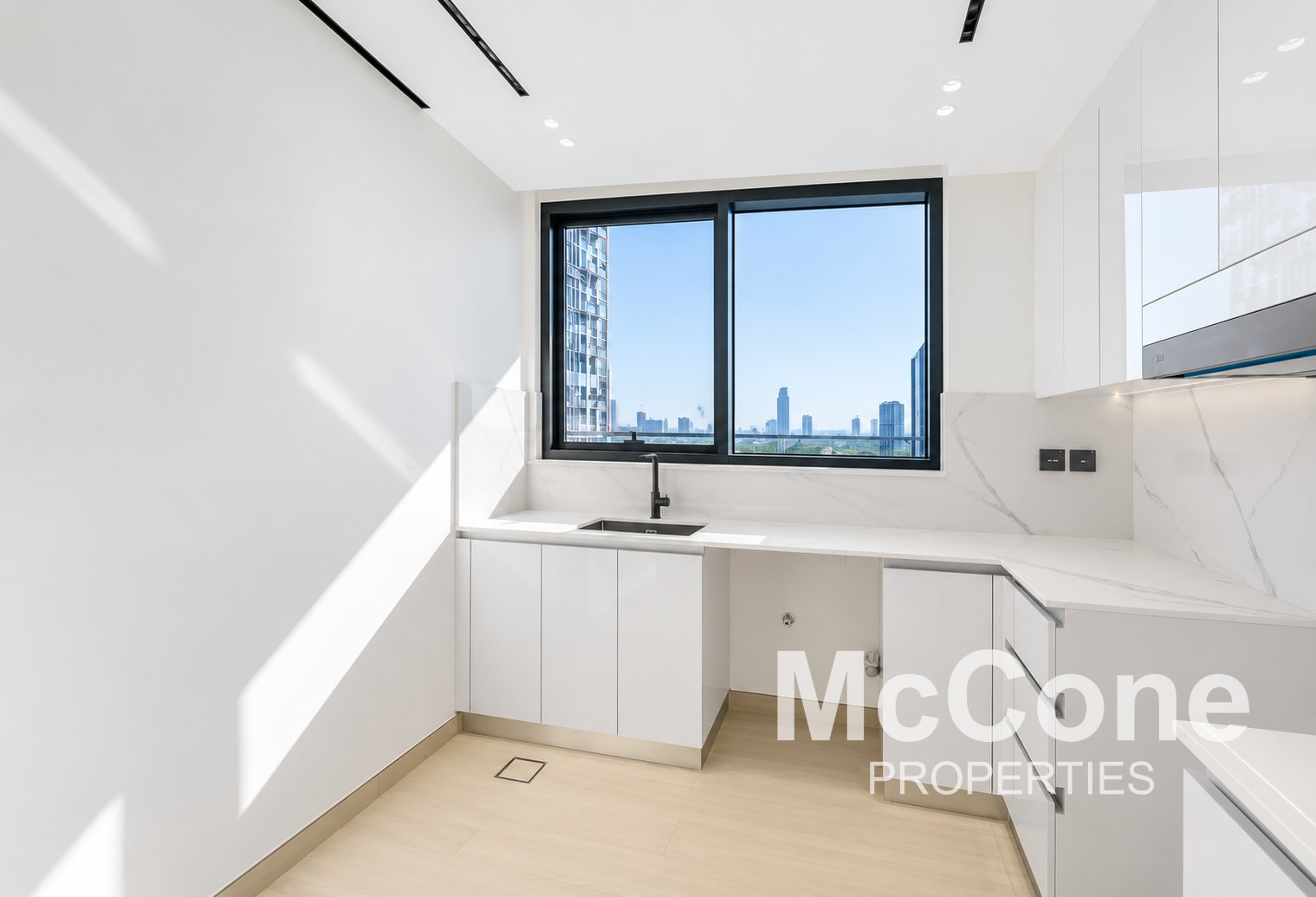 1 Bedroom Apartment for Rent in Binghatti Corner, Jumeirah Village Circle — photo 6 of 15