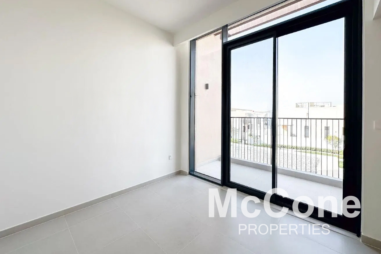 4 Bedroom Villa for Rent in Greenview 3, Dubai South (Dubai World Central) — photo 8 of 25