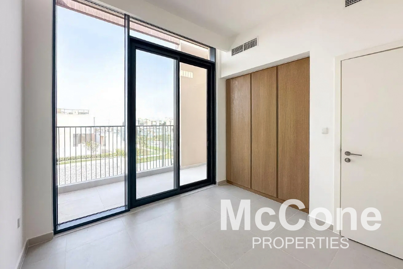 4 Bedroom Villa for Rent in Greenview 3, Dubai South (Dubai World Central) — photograph 15 of 25