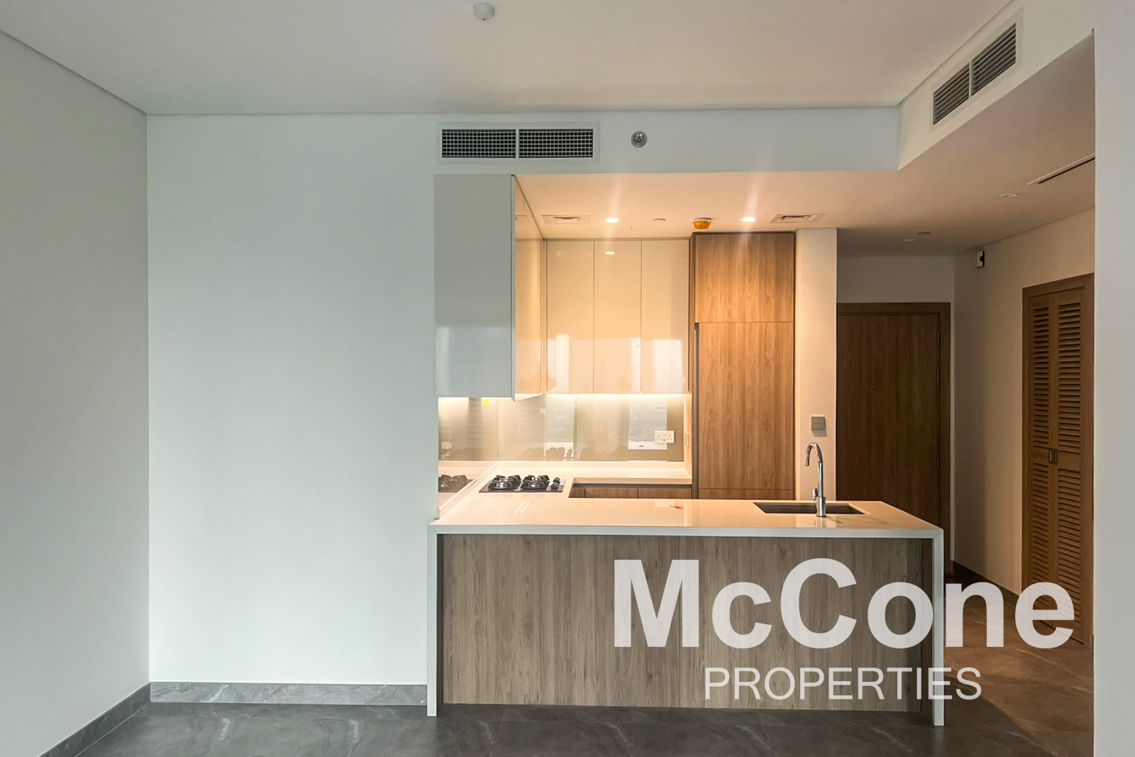 1 Bedroom Apartment for Rent in Peninsula Two, Business Bay — photo 3 of 12