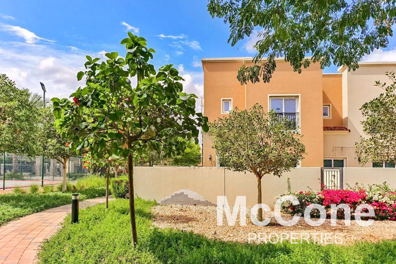 4 Bedroom Townhouse for Rent in Amaranta A, Villanova — photograph 11 of 12