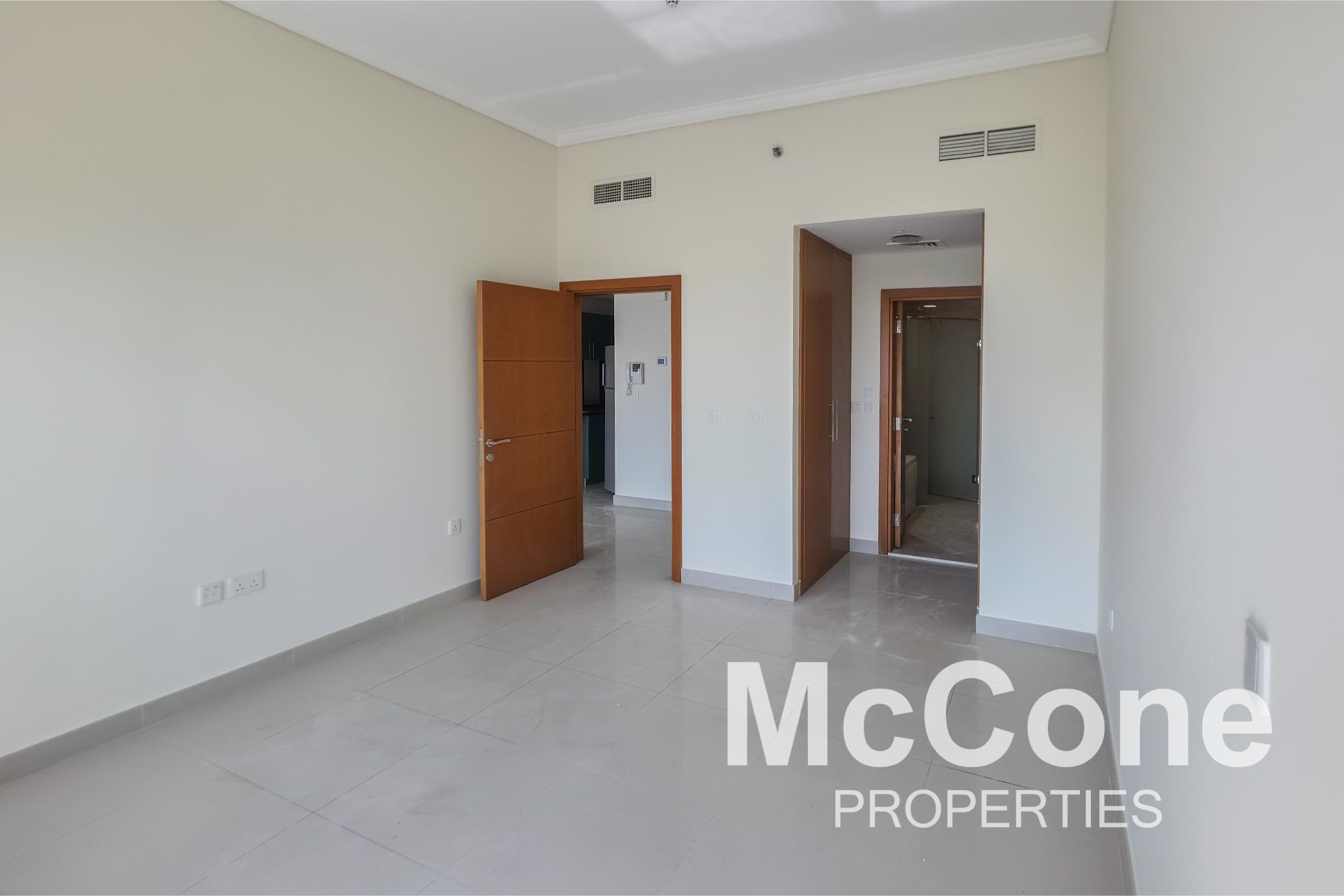 1 Bedroom Apartment for Rent in Ocean Heights, Dubai Marina — photo 4 of 16