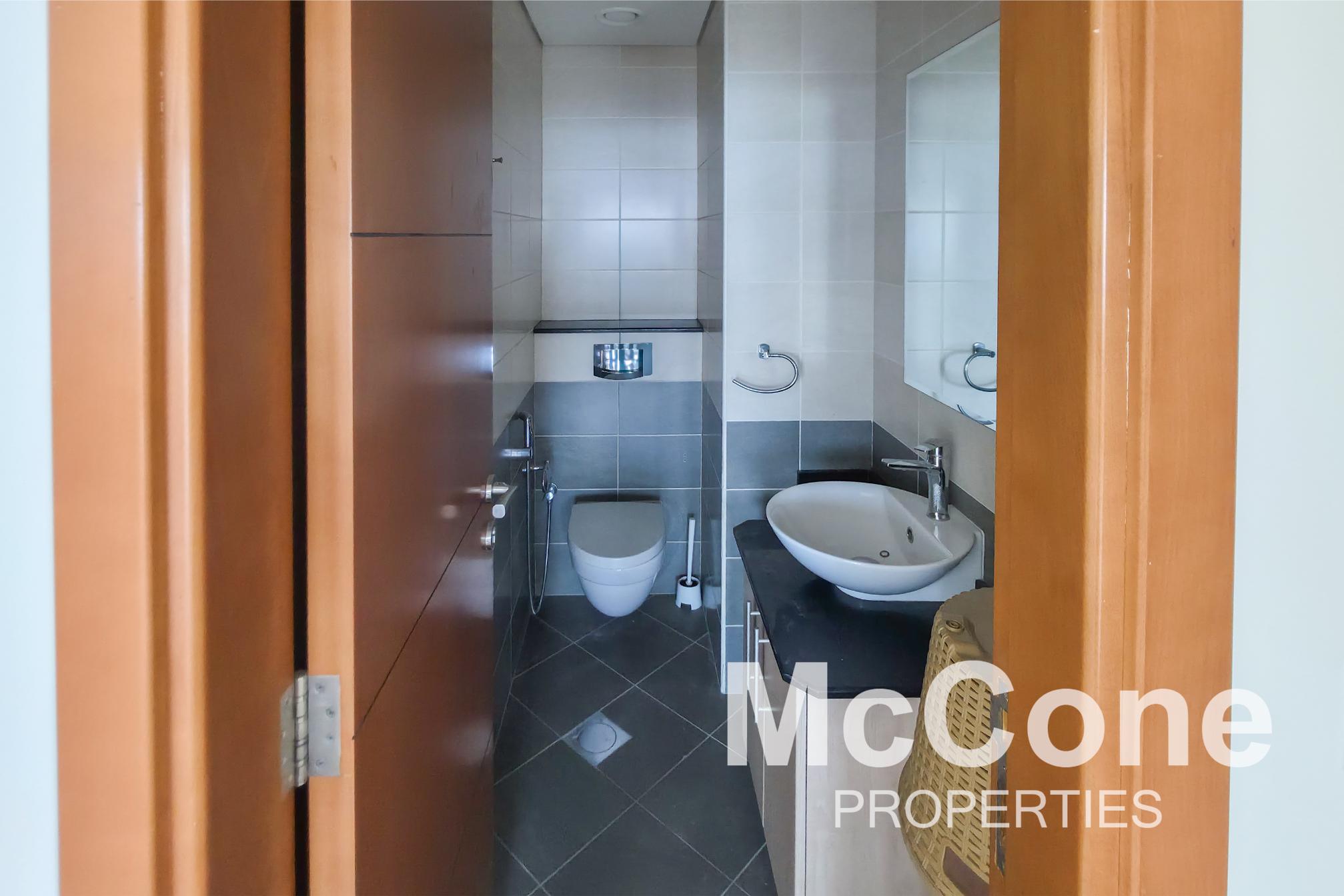 1 Bedroom Apartment for Rent in Ocean Heights, Dubai Marina — photograph 12 of 16