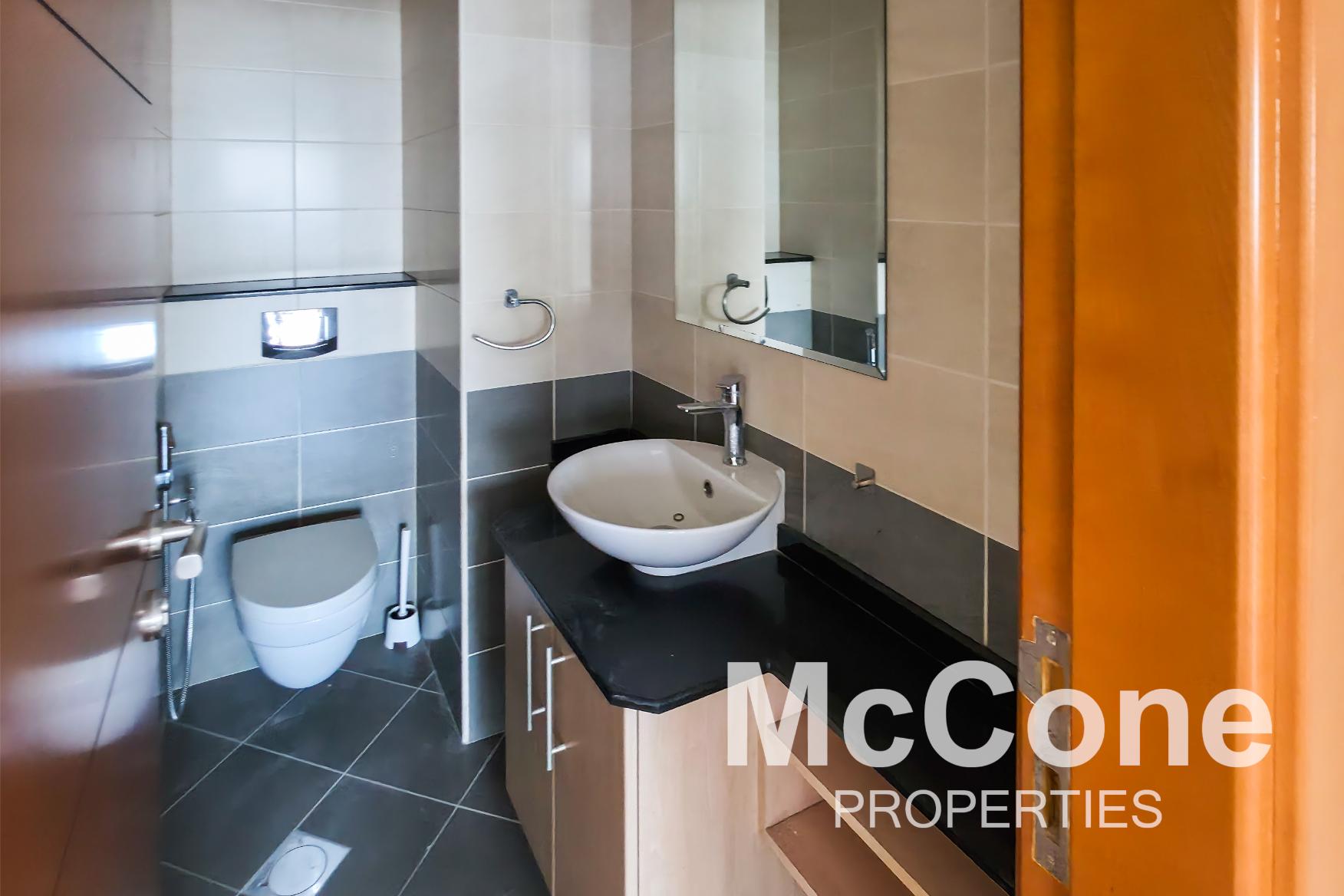 1 Bedroom Apartment for Rent in Ocean Heights, Dubai Marina — photograph 11 of 16