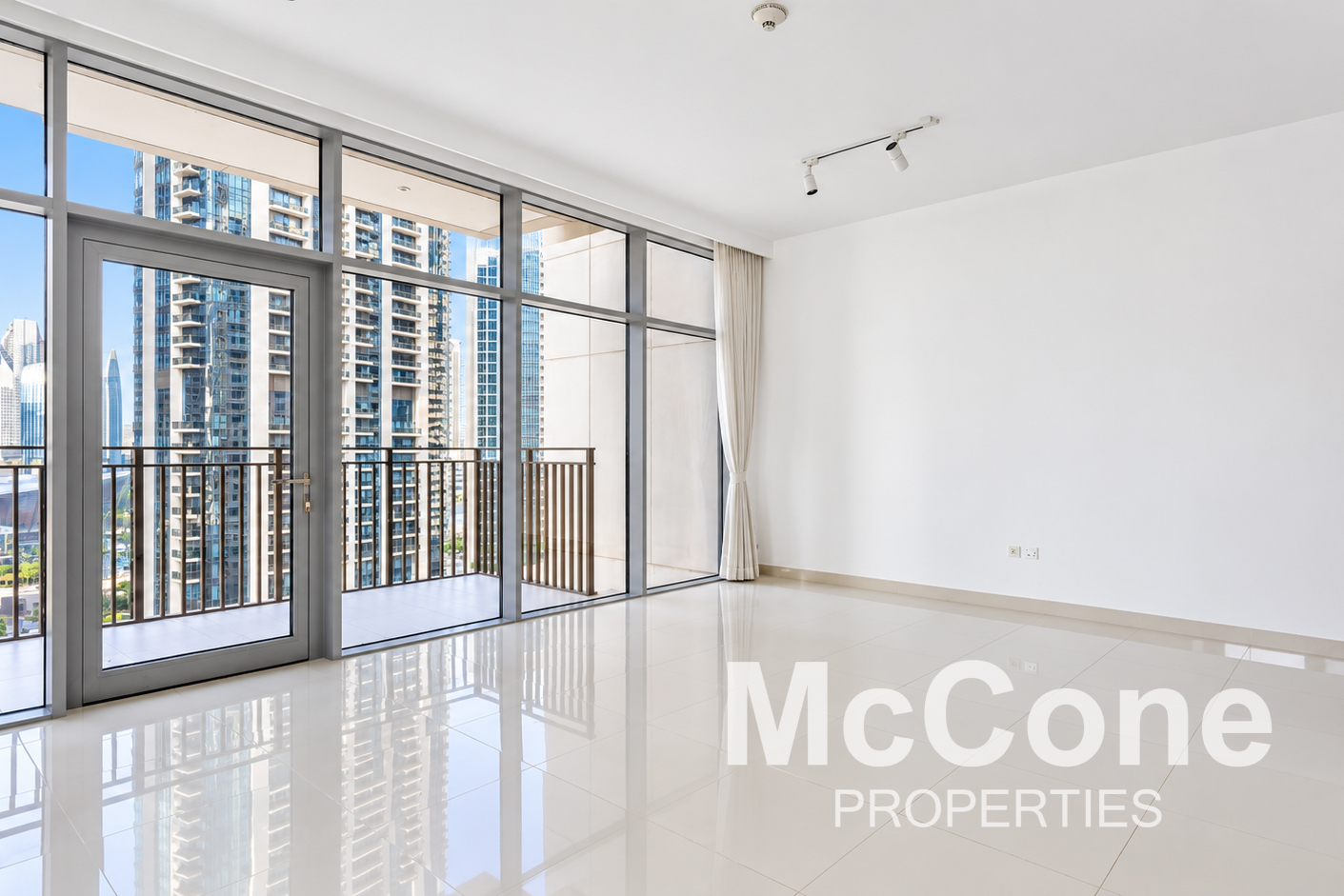 2 Bedroom Apartment for Rent in Boulevard Crescent Tower 2, Downtown Dubai — photo 4 of 20