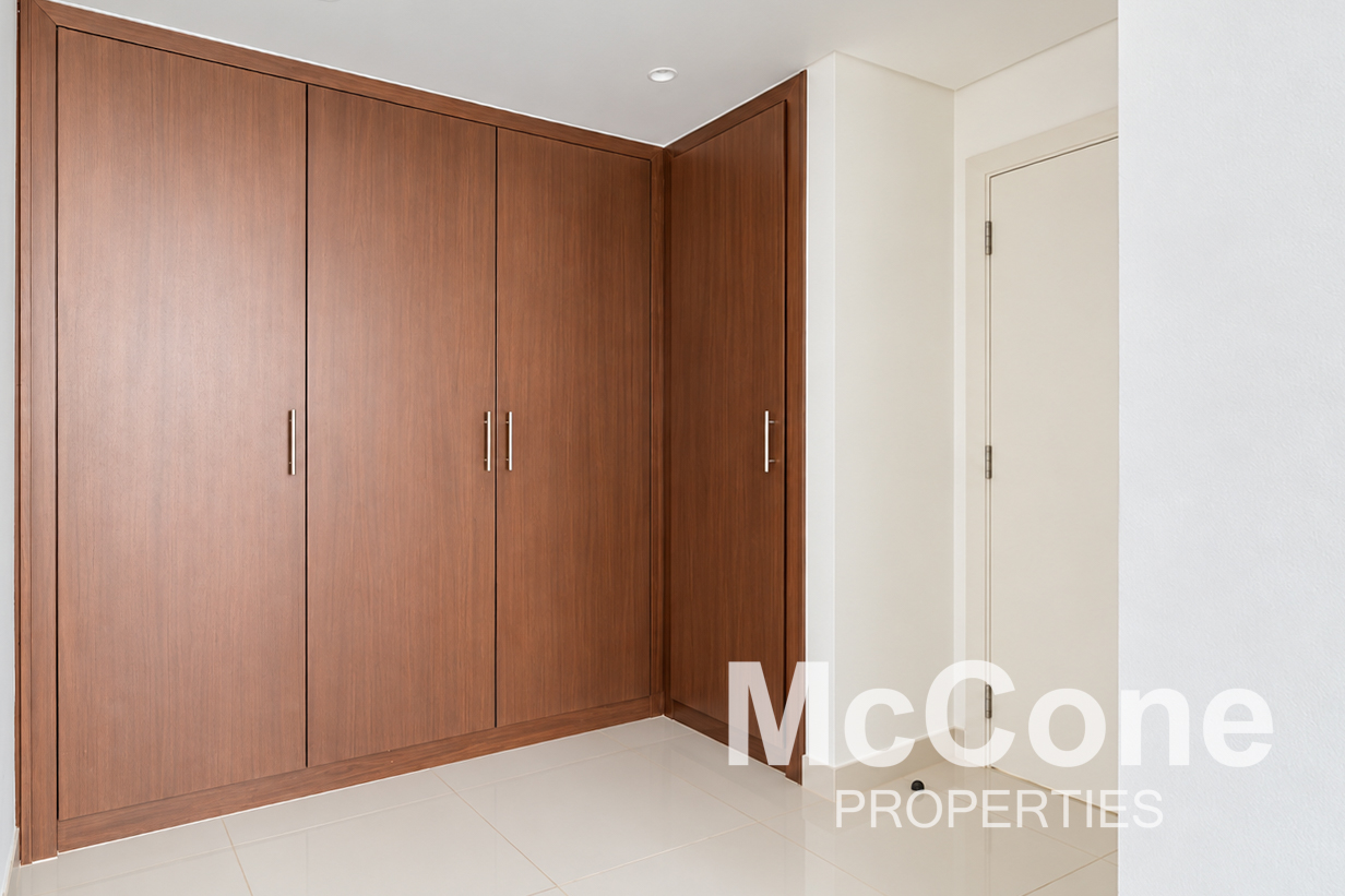 2 Bedroom Apartment for Rent in Boulevard Crescent Tower 2, Downtown Dubai — photograph 10 of 20