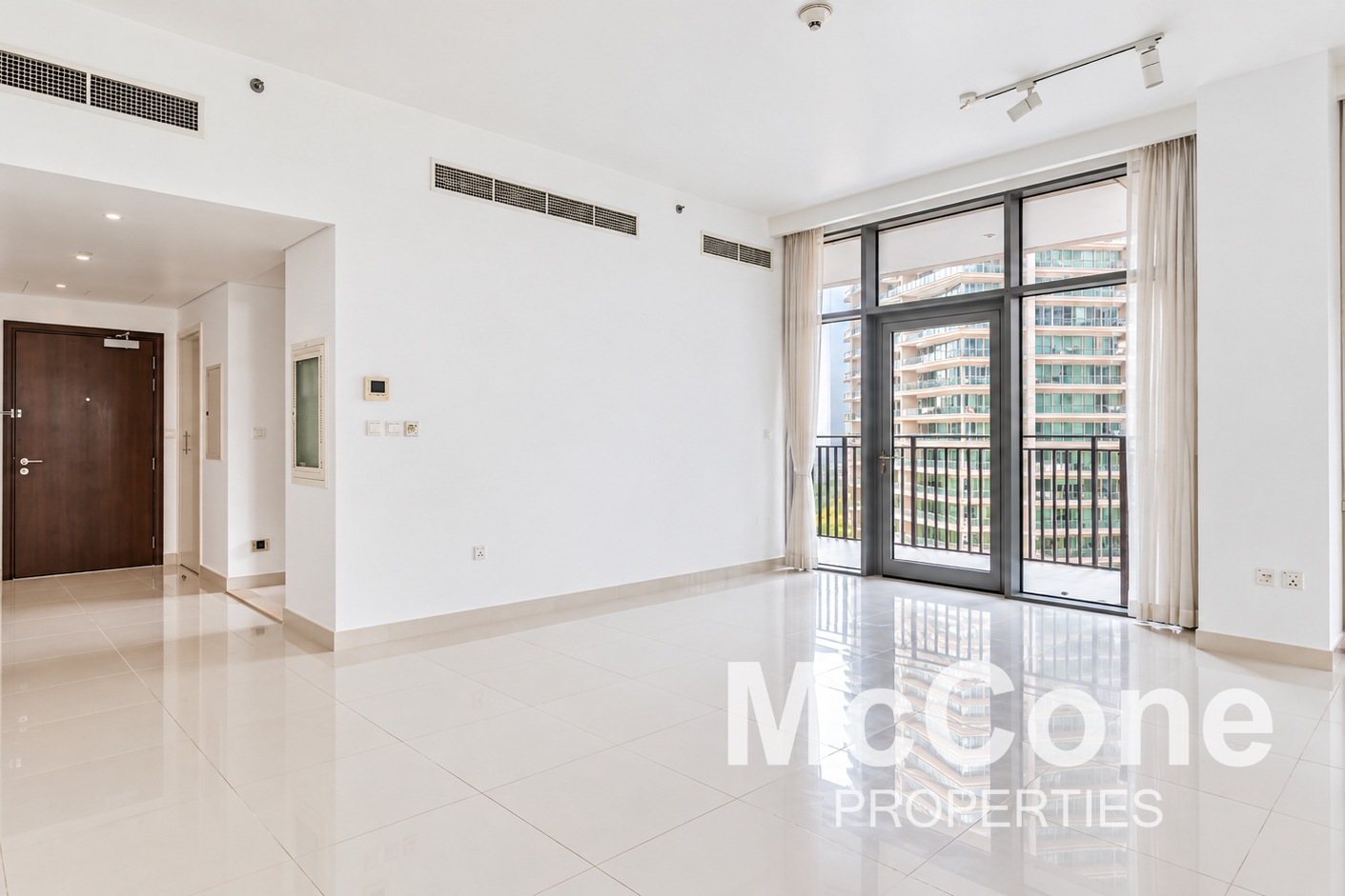 2 Bedroom Apartment for Rent in Boulevard Crescent Tower 2, Downtown Dubai — photo 5 of 20